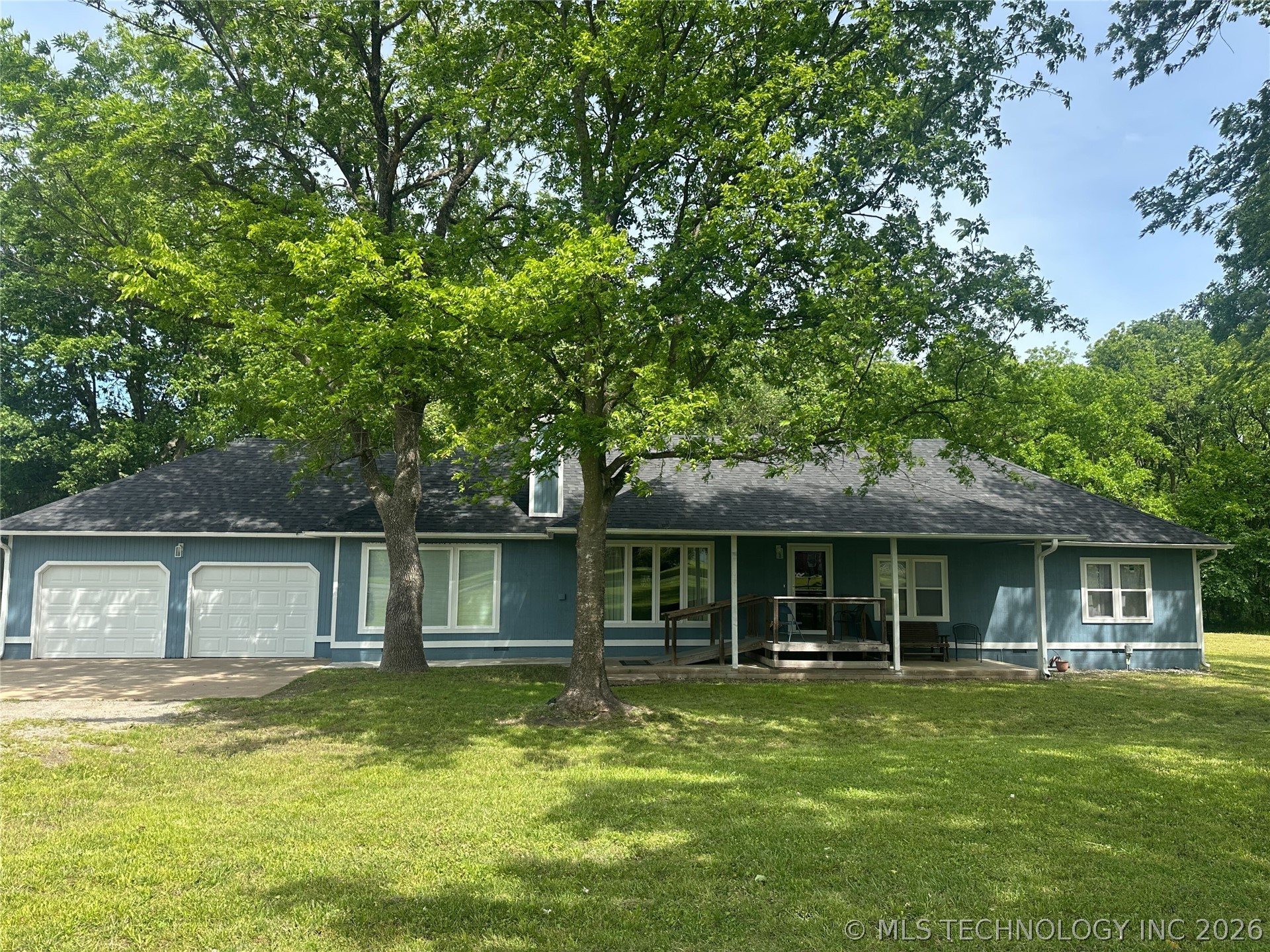 175 S 428 Road Property Photo 1