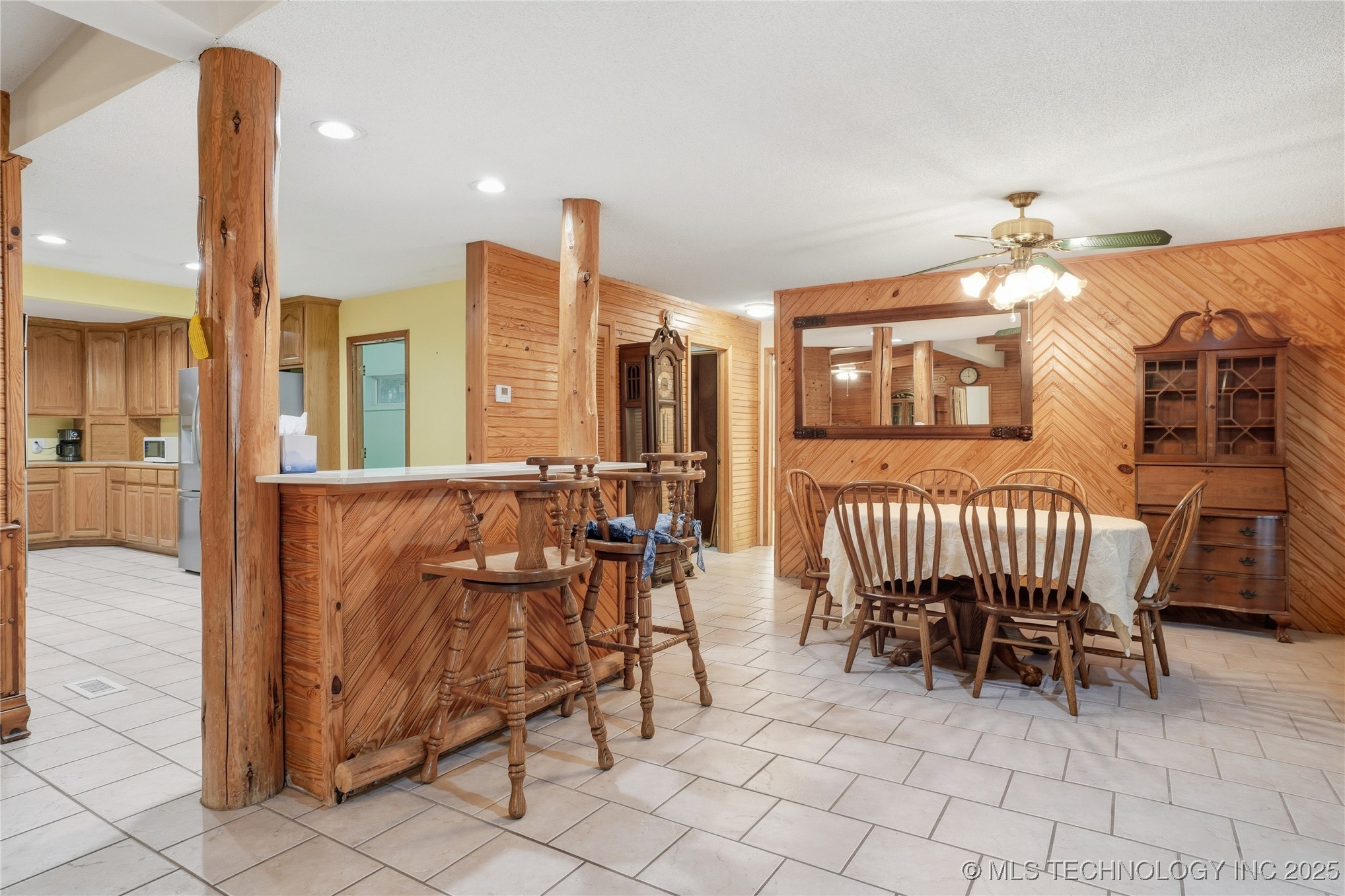 175 S 428 Road Property Photo 24