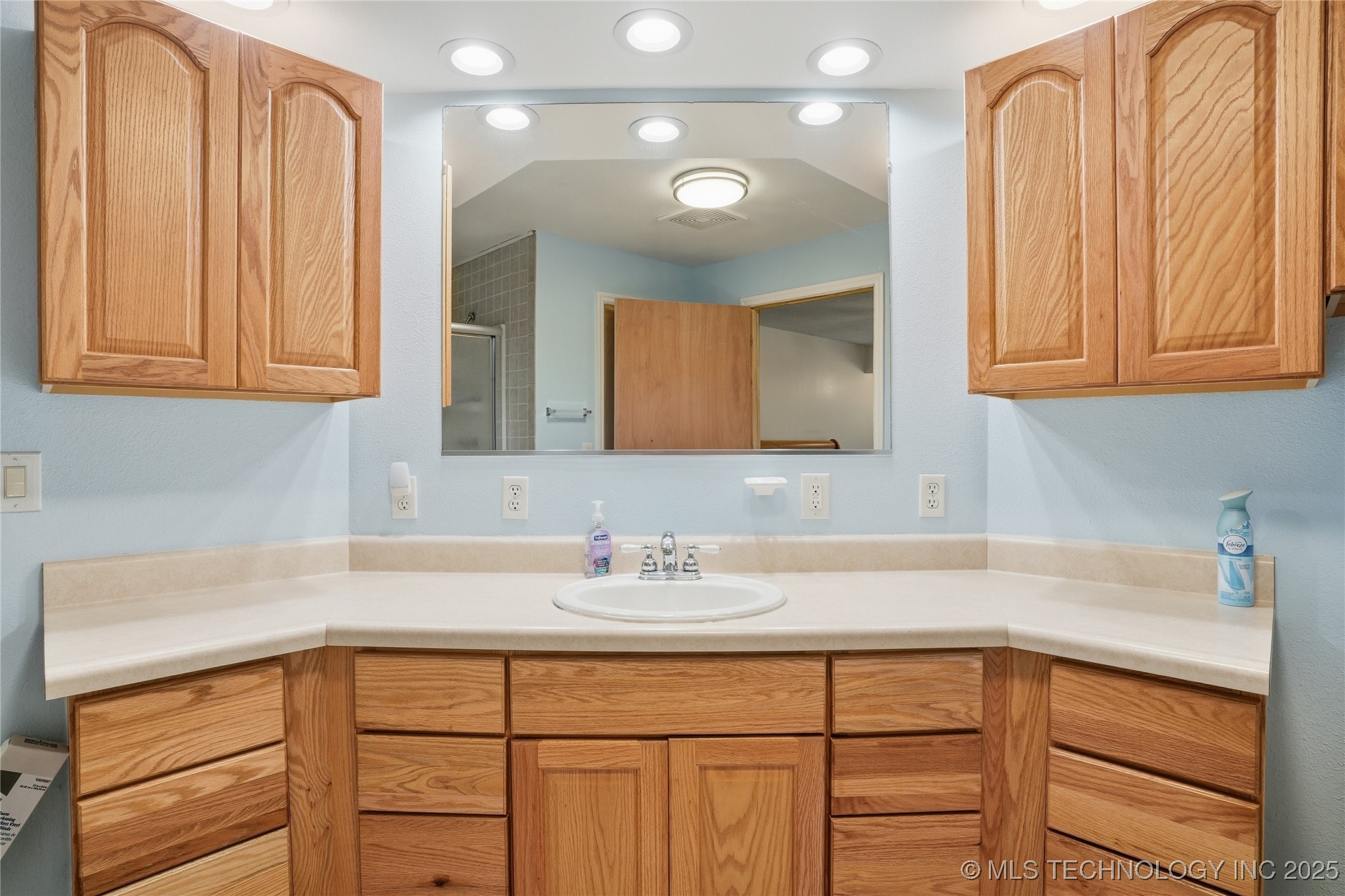 175 S 428 Road Property Photo 34