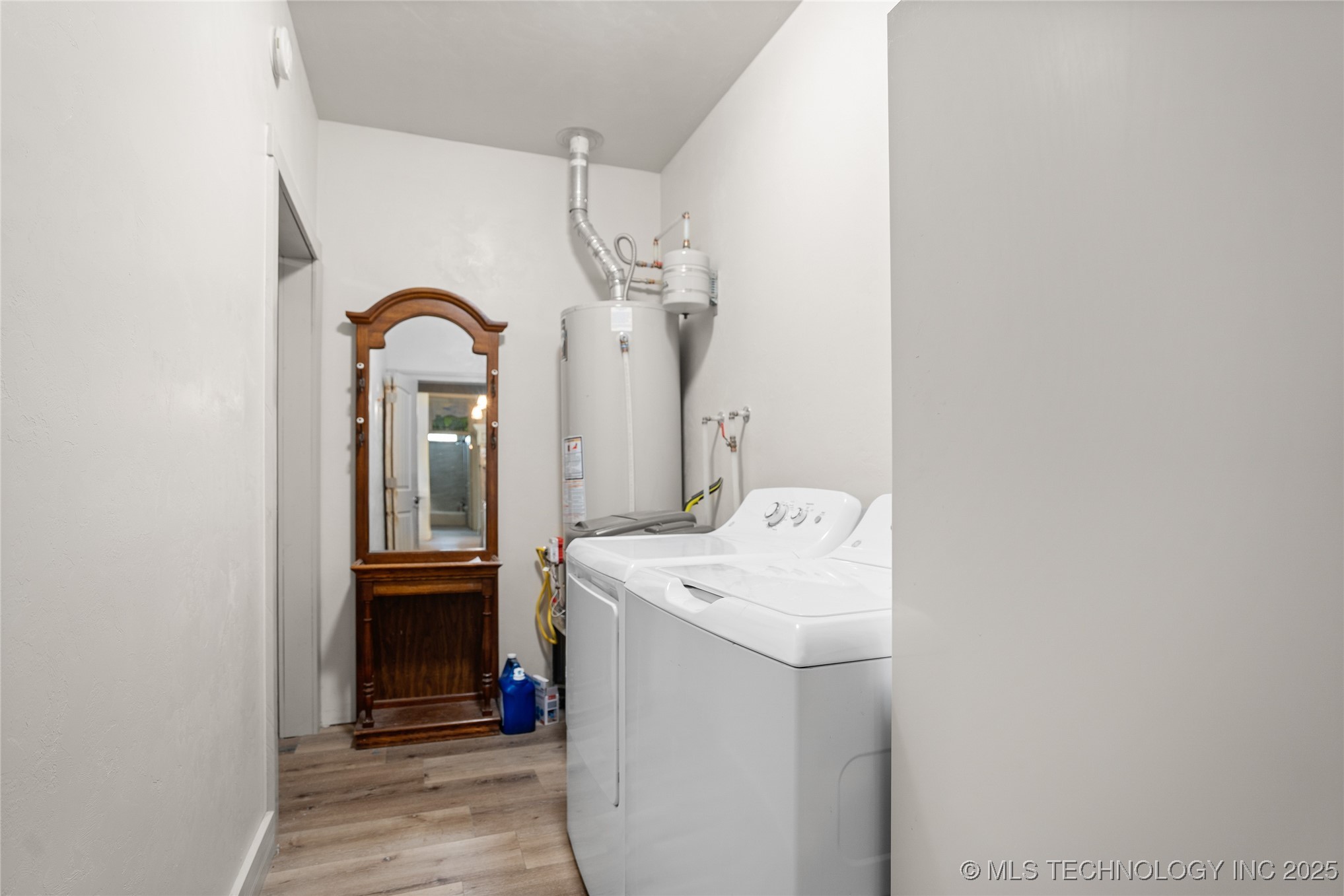 2516 Elm Road Property Photo 35