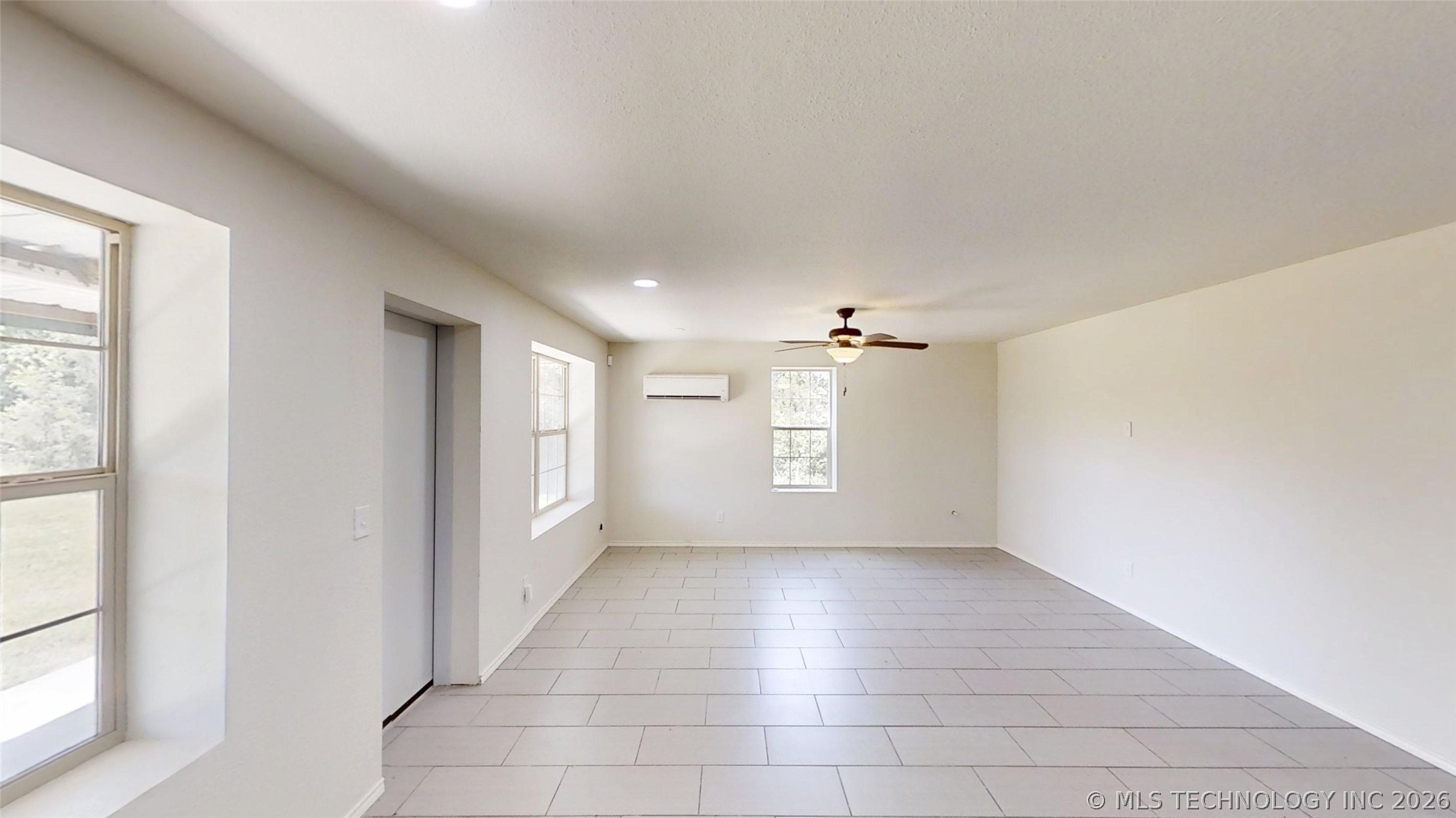 284 Songbird Trail Property Photo 2