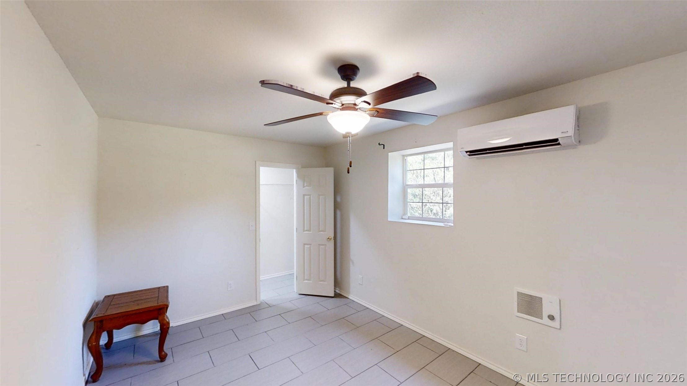 284 Songbird Trail Property Photo 9