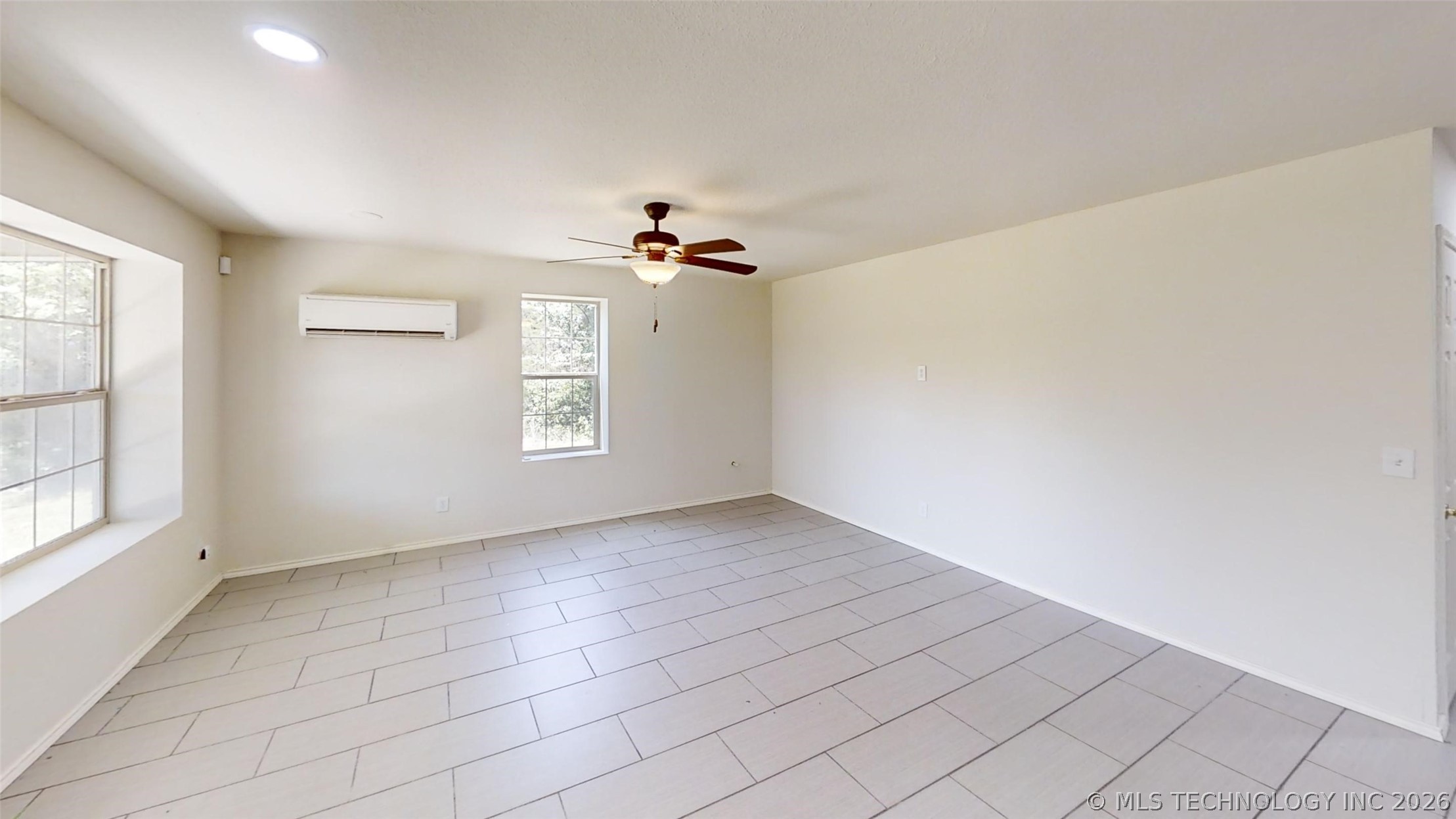 284 Songbird Trail Property Photo 37