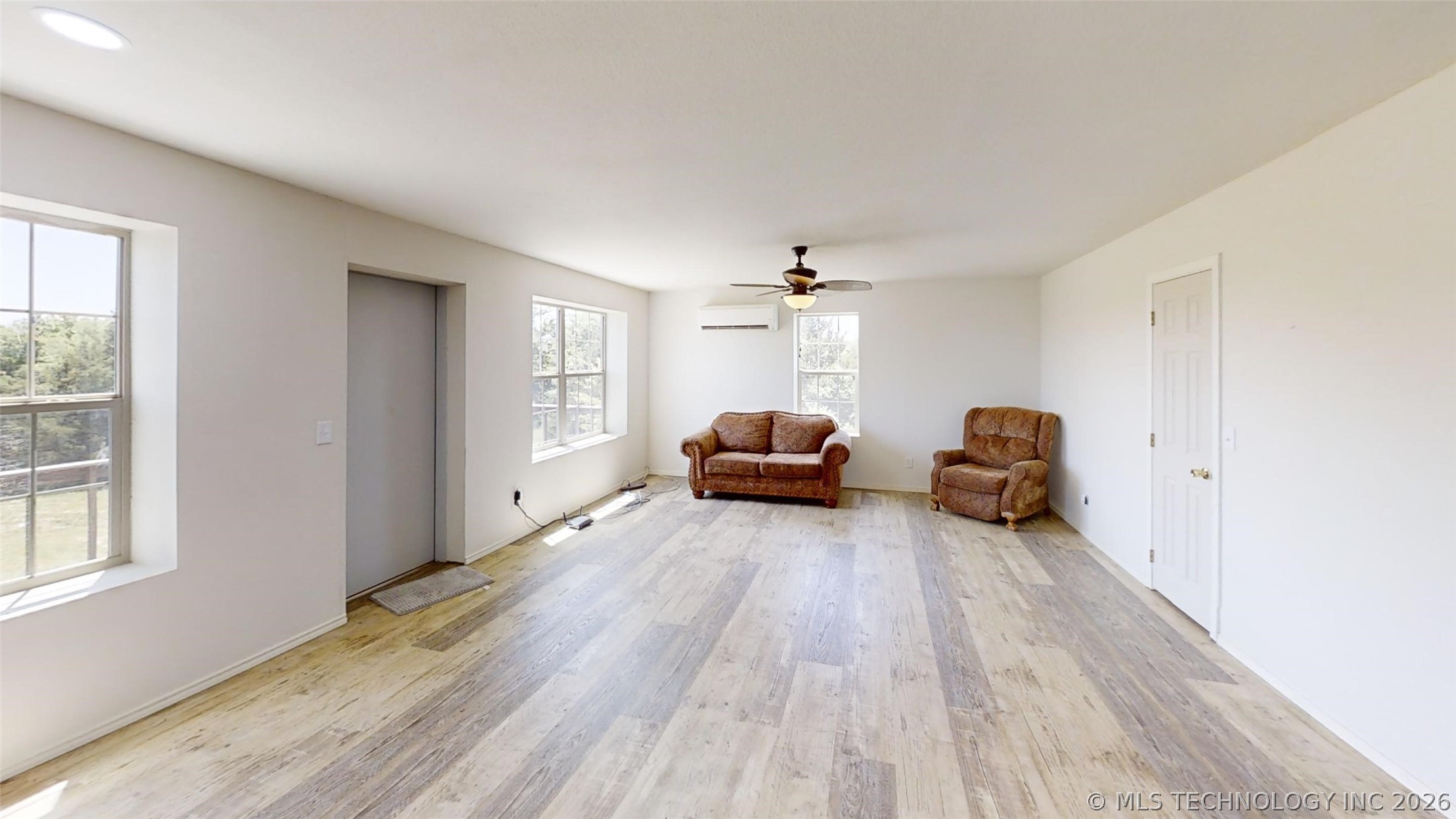 284 Songbird Trail Property Photo 38