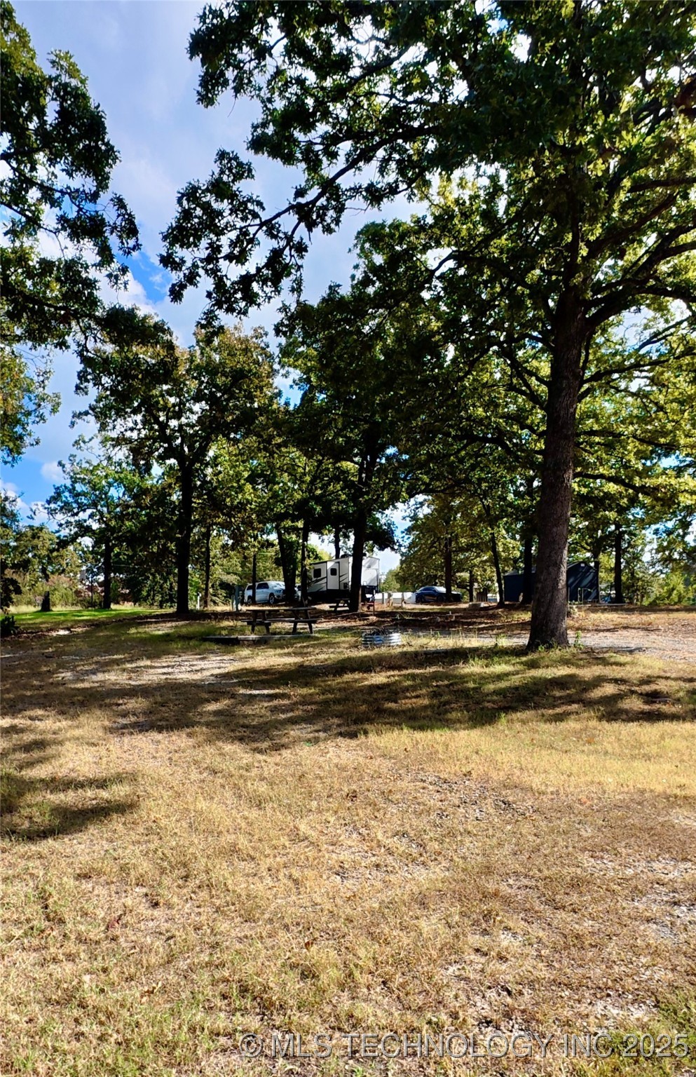 427539 E 1148 Loop Property Photo 19