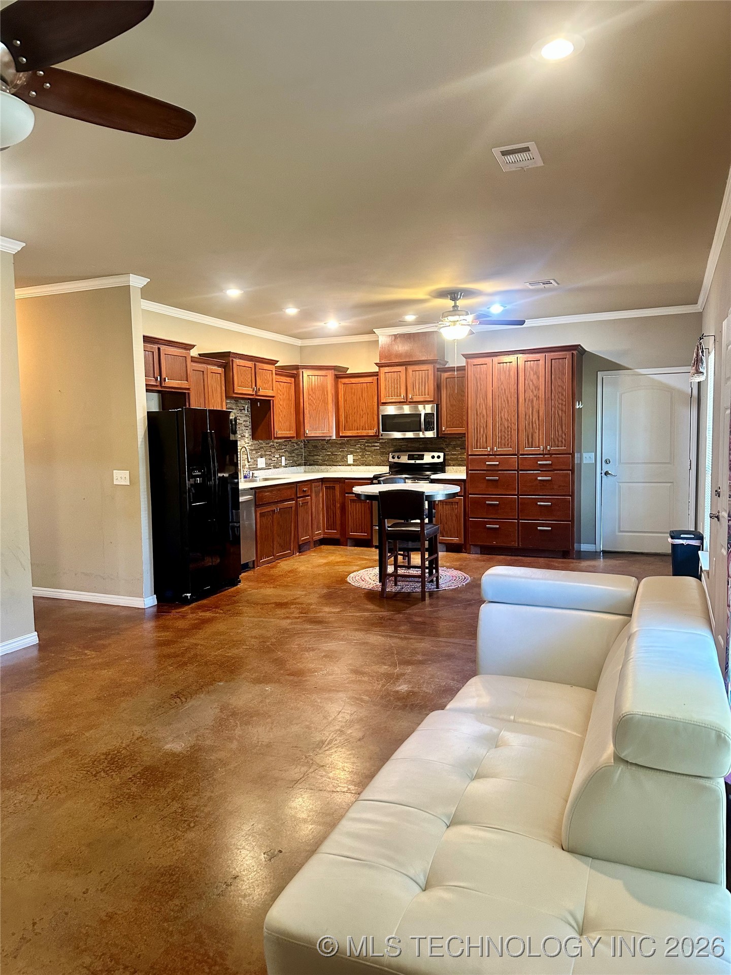 415664 E 1093 Road E Property Photo 10