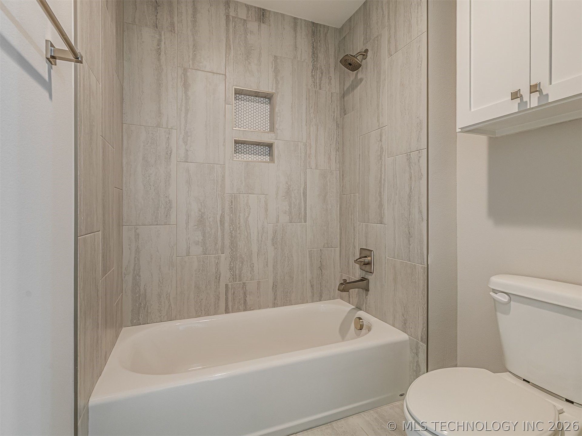 13634 S 20th Place E Property Photo 38
