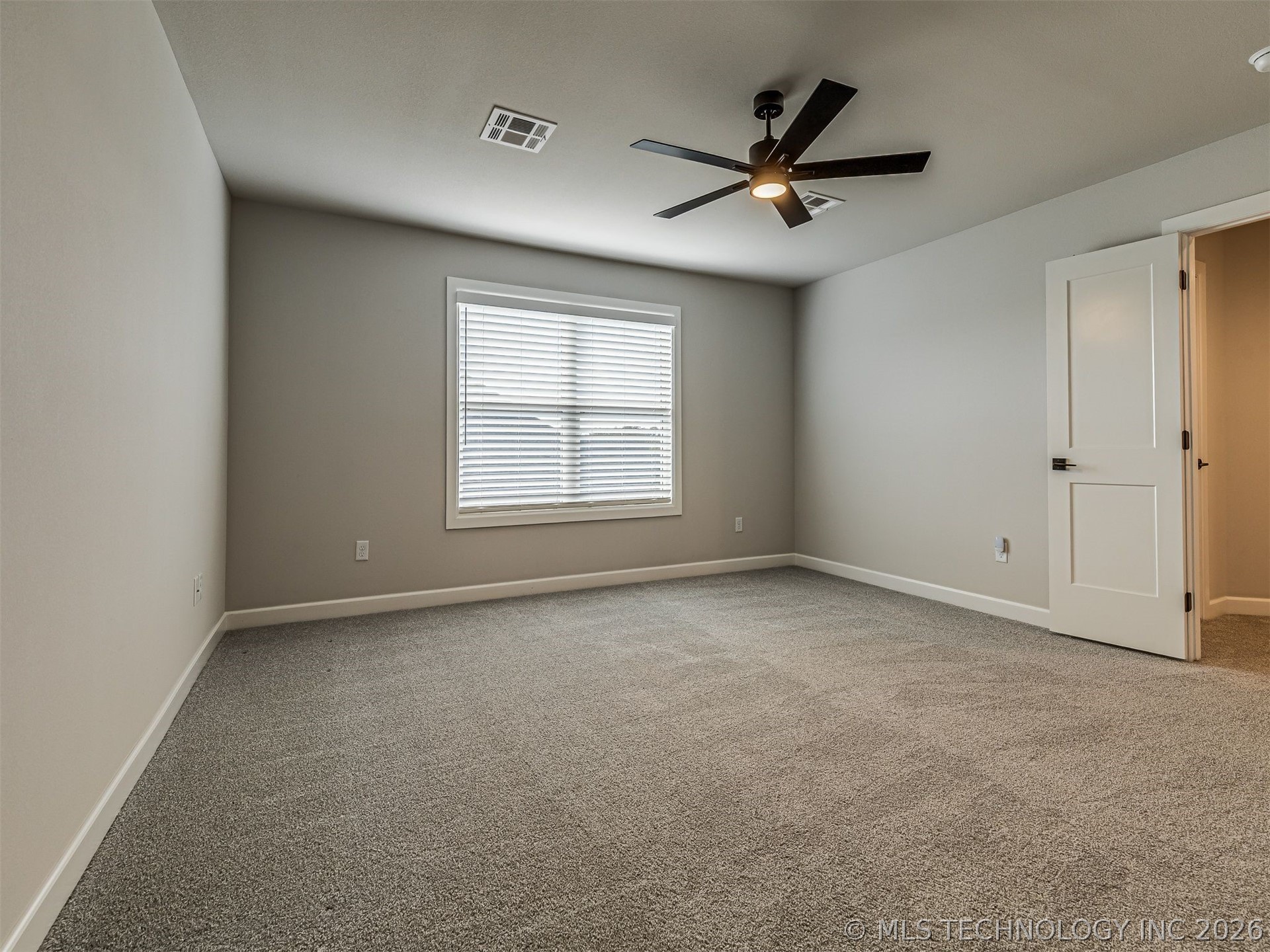 13634 S 20th Place E Property Photo 40