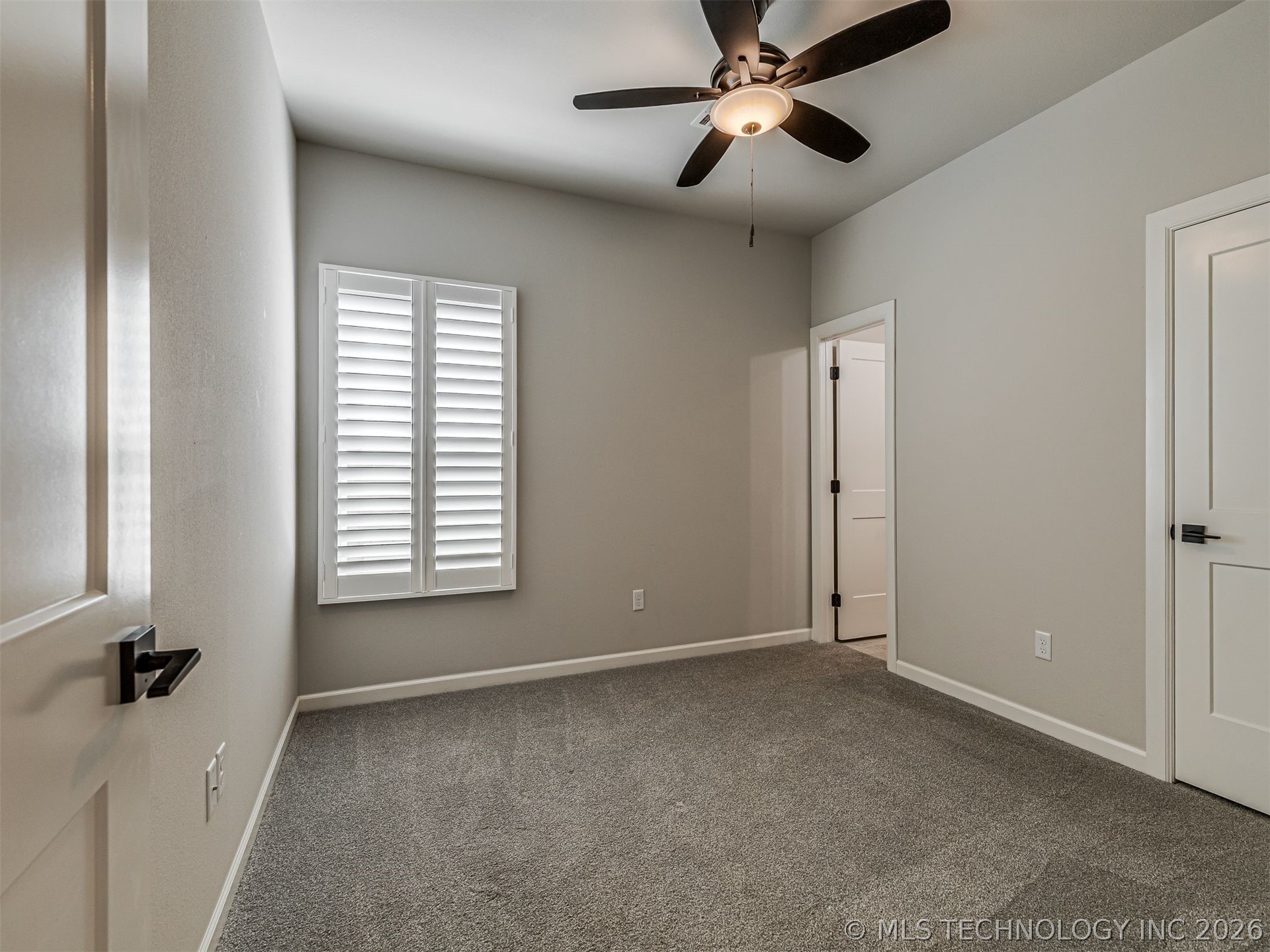 13634 S 20th Place E Property Photo 45