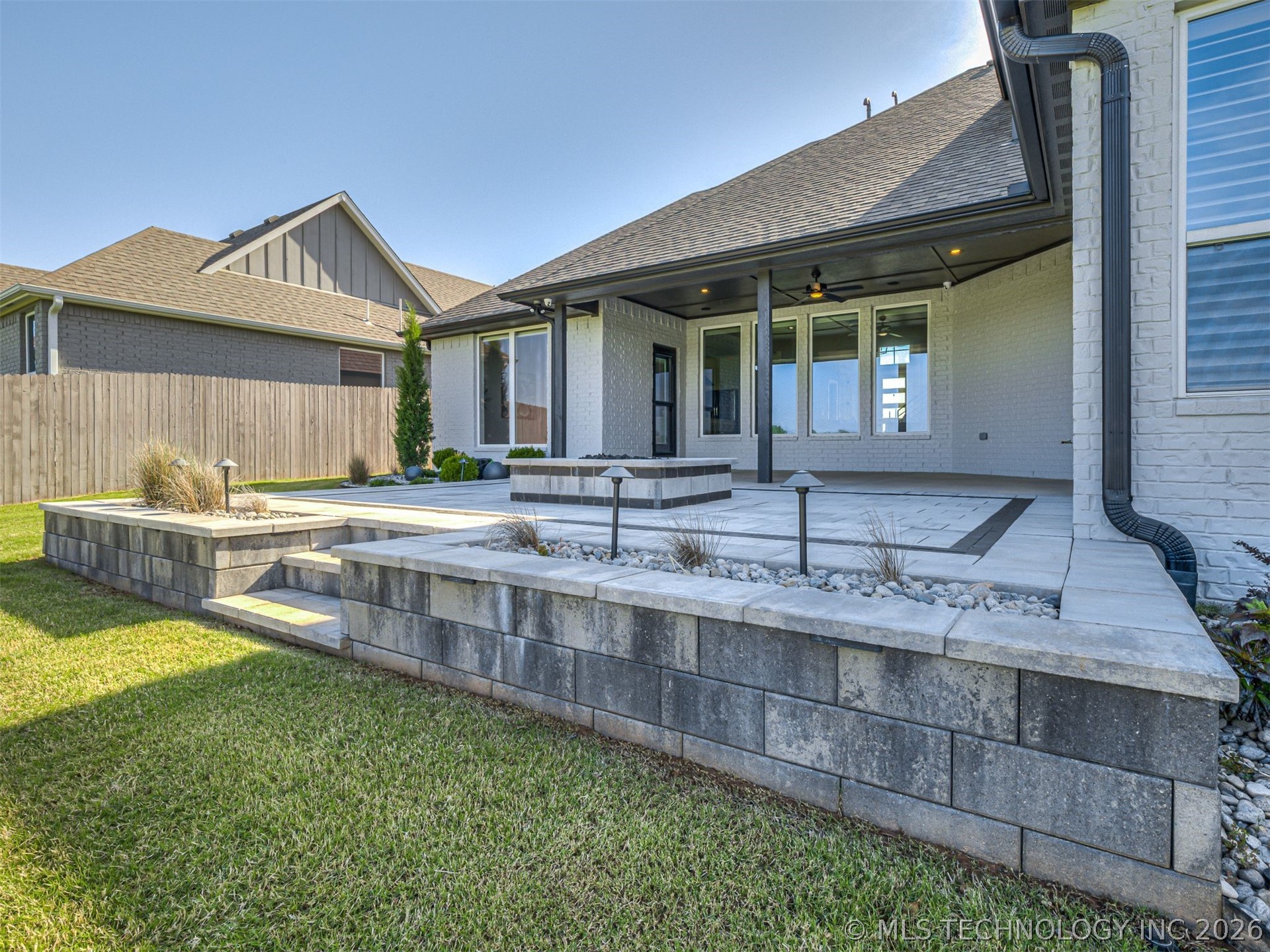 13634 S 20th Place E Property Photo 52