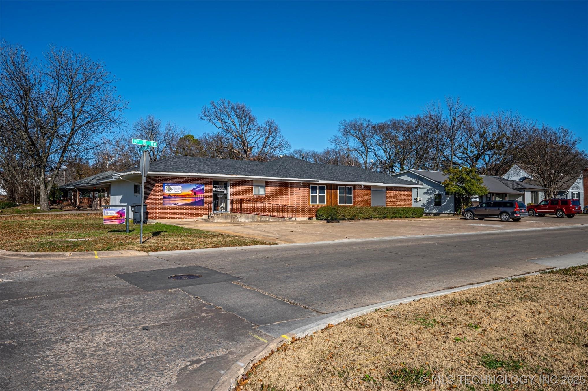 925 15th Avenue Nw Property Photo