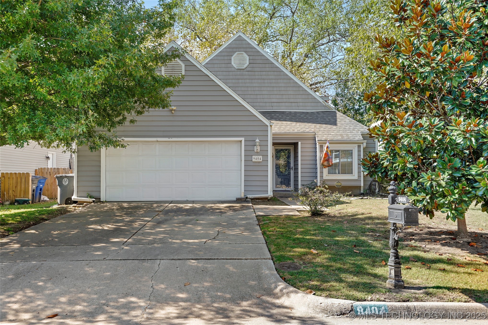 9404 S Norwood Avenue Property Photo 1