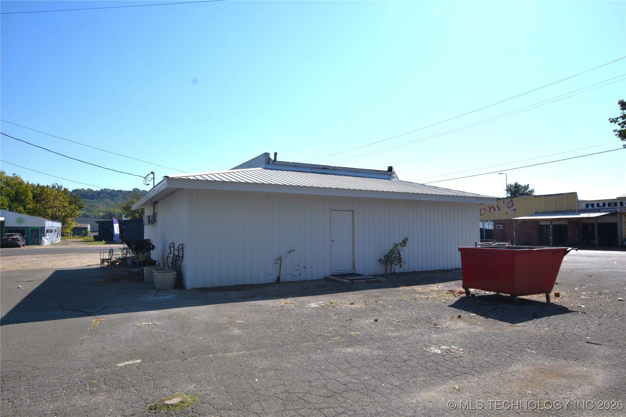 320 S 2nd Street Property Photo 12