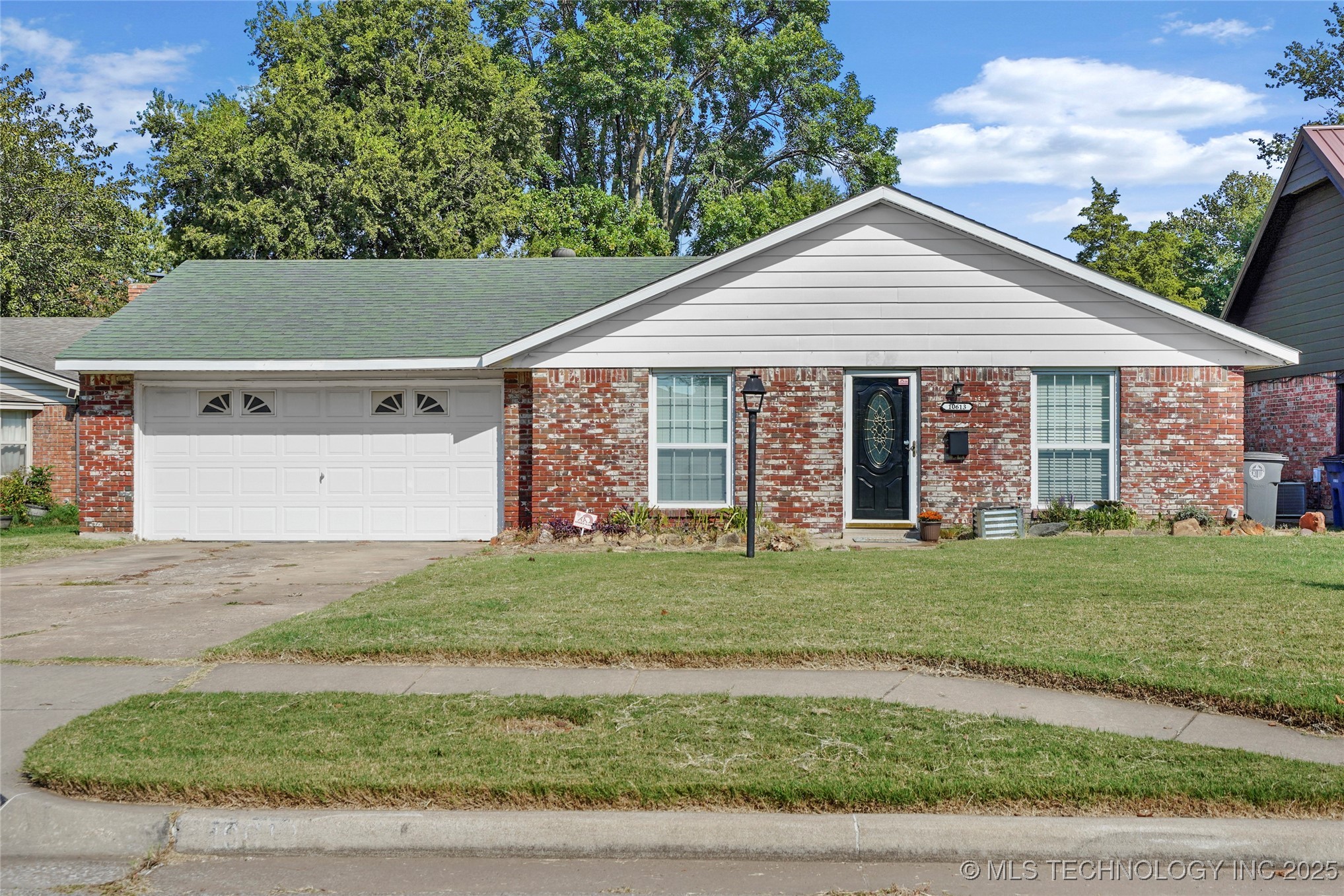 10613 E 18th Place Property Photo 1