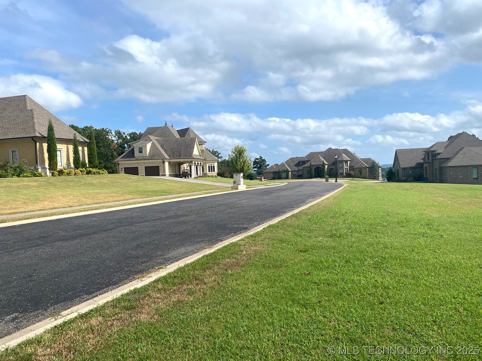 778 Ridgeview Drive Property Photo 12
