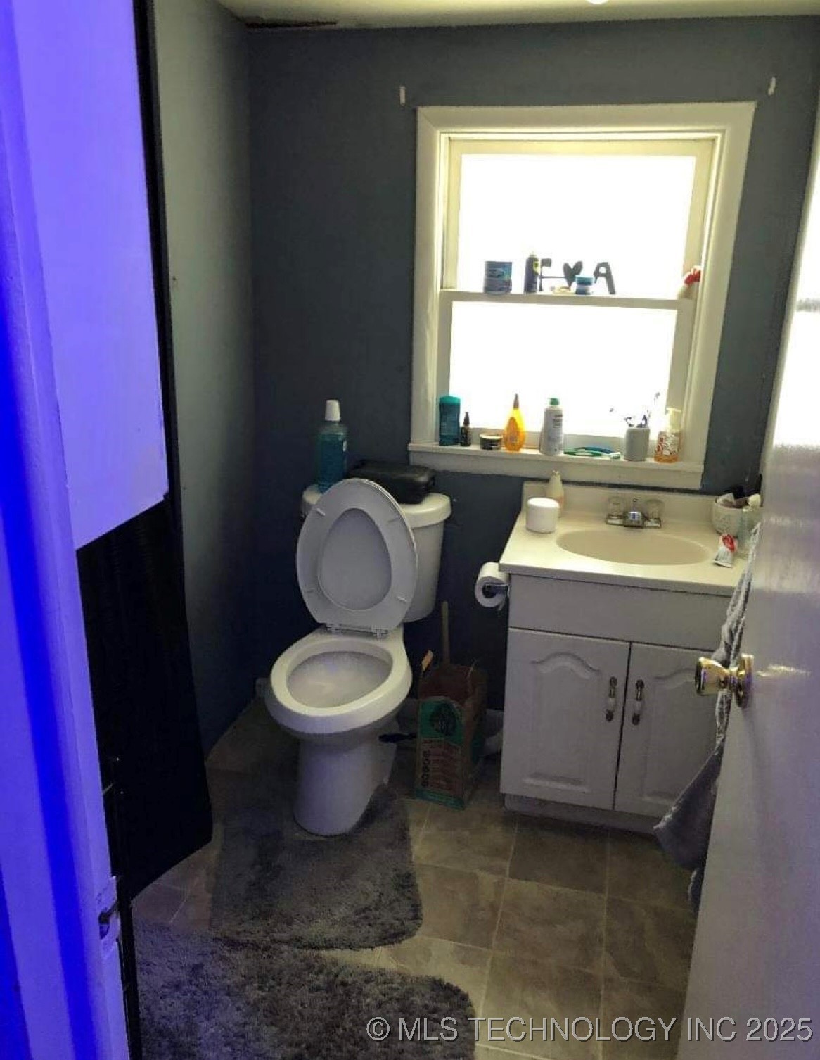 518 E A Street Property Photo 12