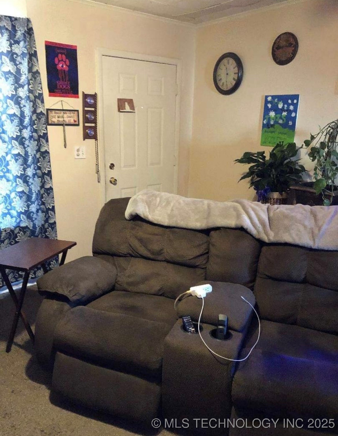 518 E A Street Property Photo 14