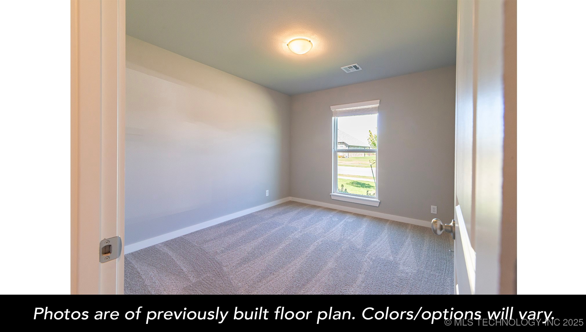 10930 S 271st East Avenue Property Photo 8