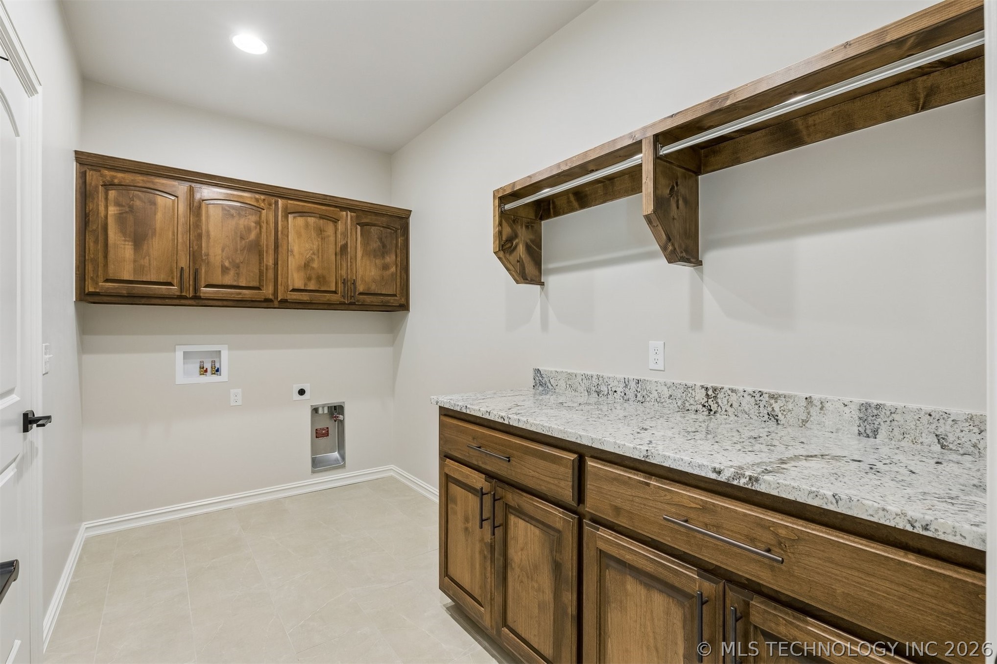 2841 E 144th Place S Property Photo 40