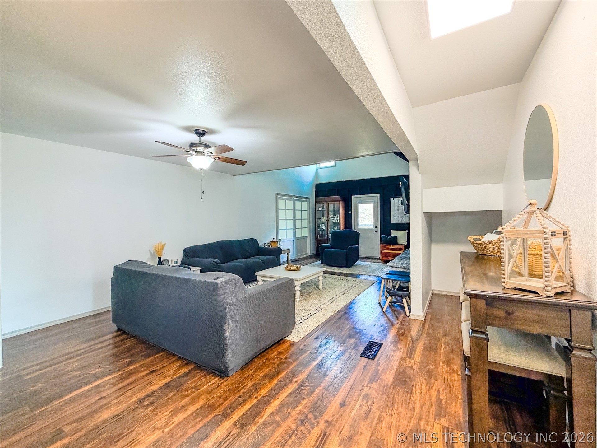 305 Wheeler Street Property Photo 8
