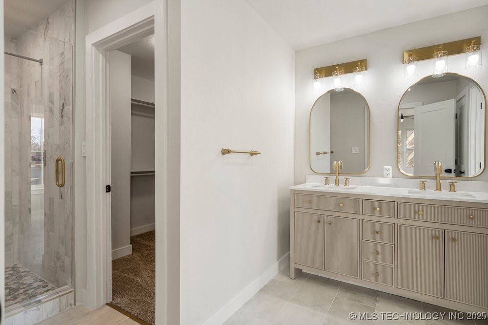 1717 W Newton Street Property Photo 35