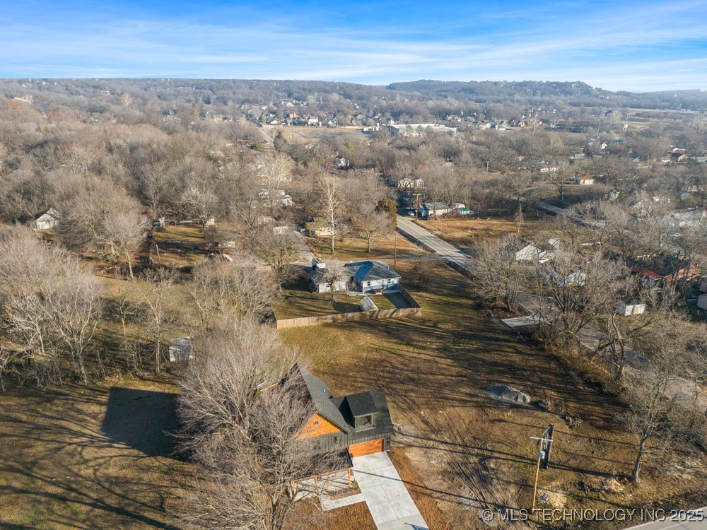 1717 W Newton Street Property Photo 48