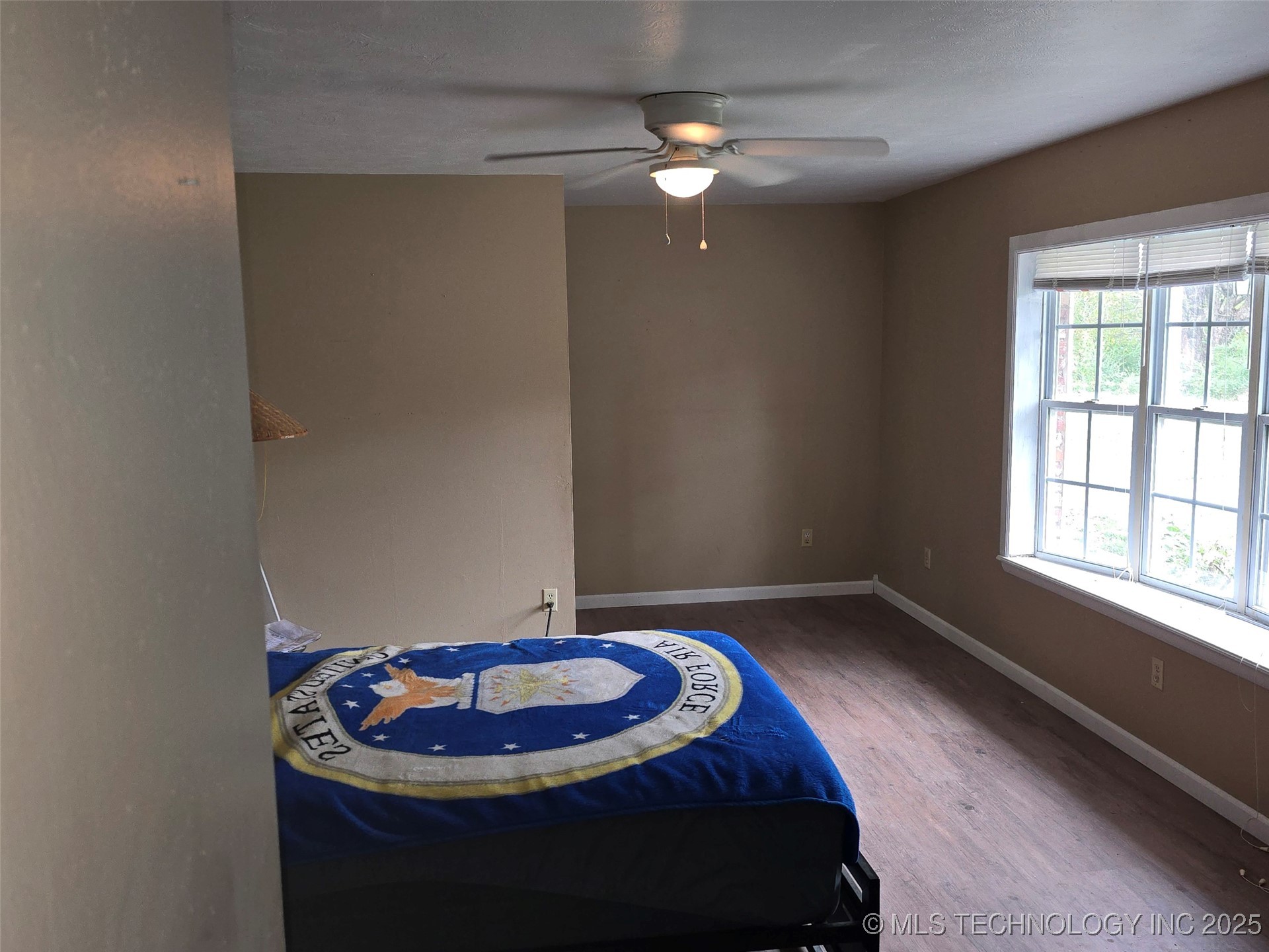 501 E 62nd Street S Property Photo 23