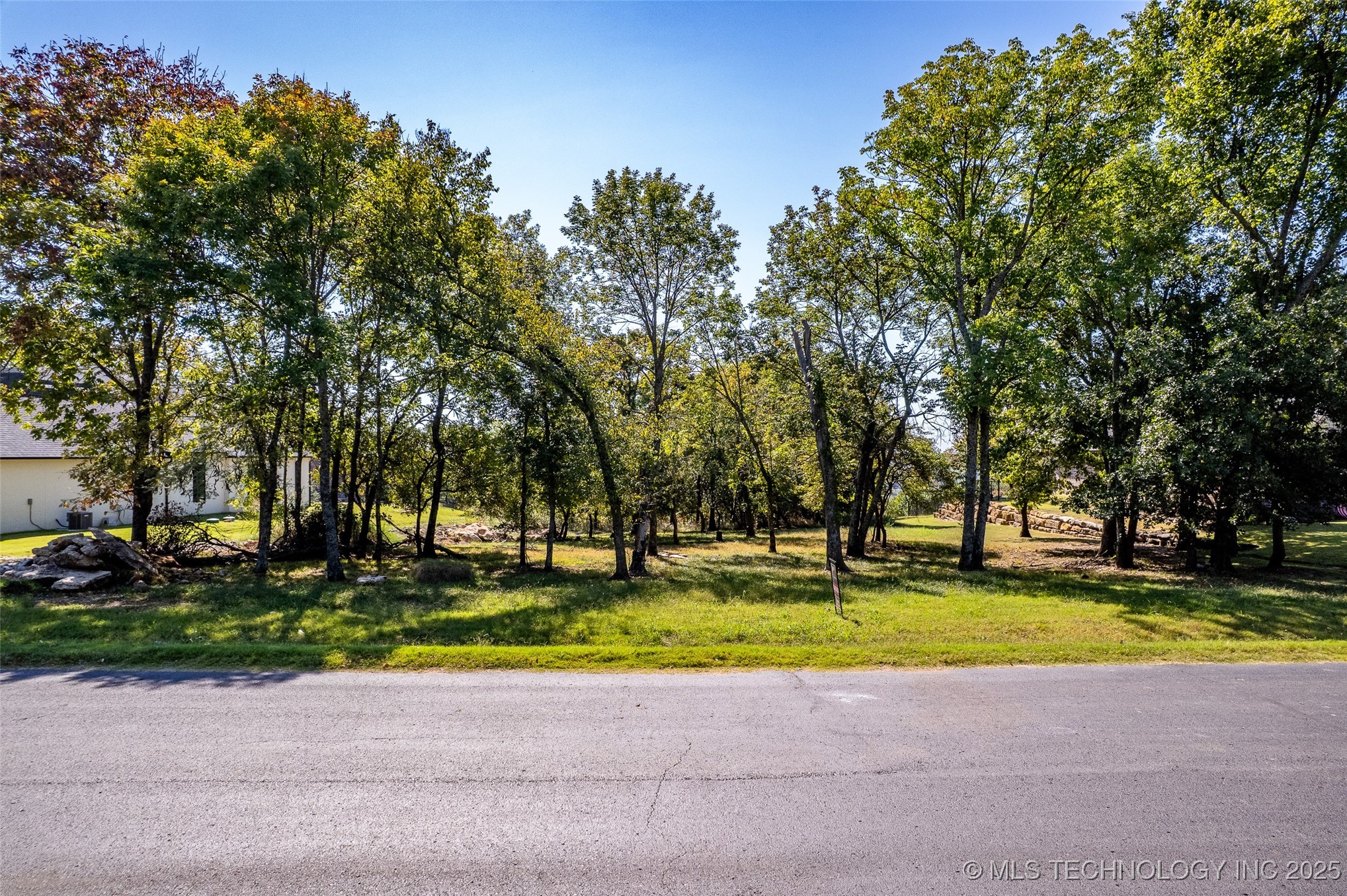 17798 E Anthem Ridge Road Property Photo 4