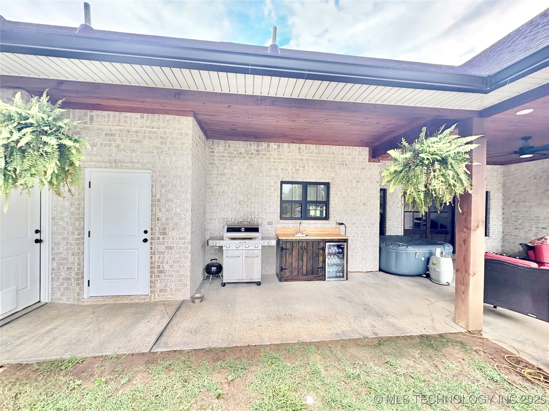 1609 E Hollow Oak Road Property Photo 63