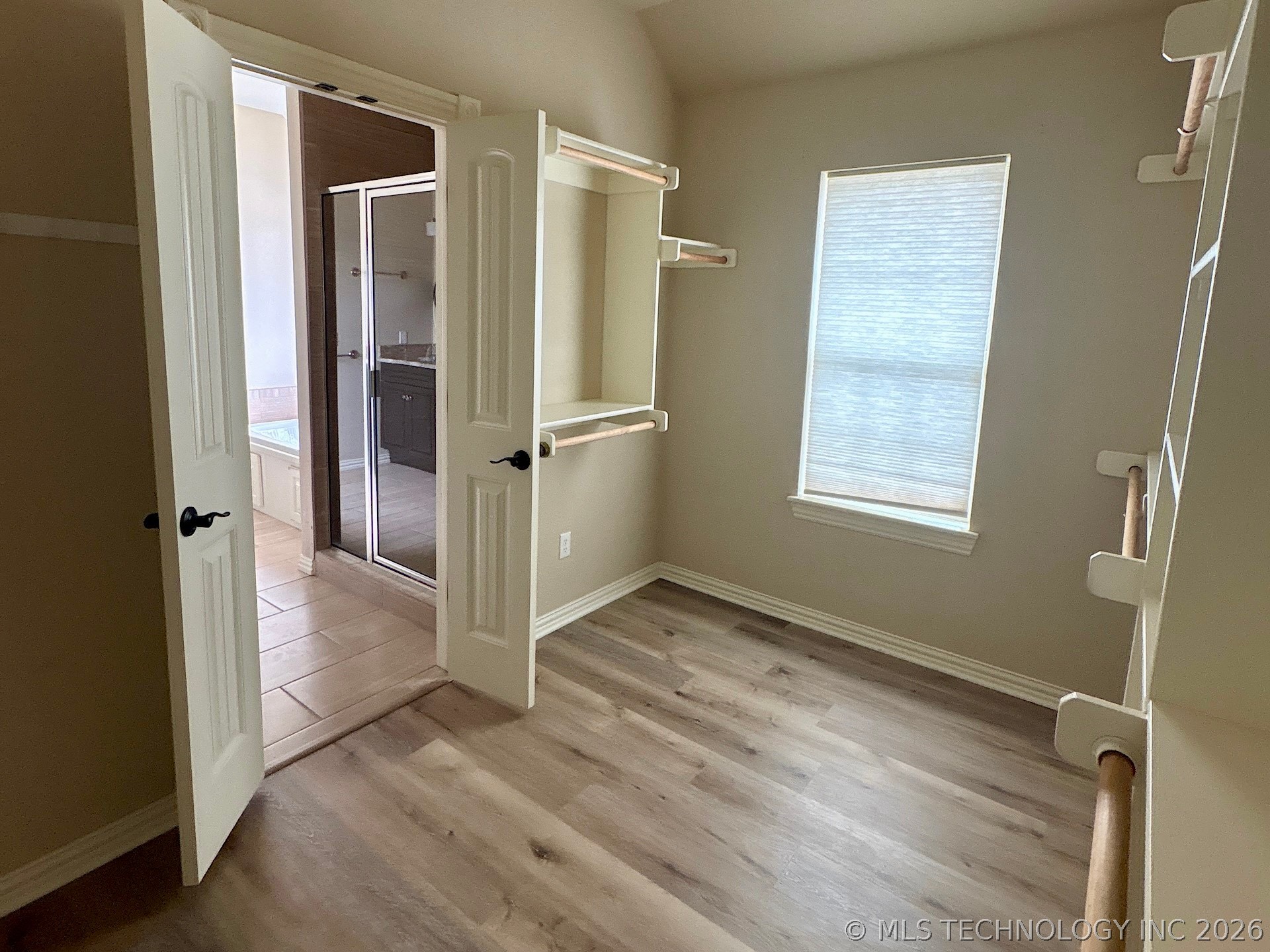 909 S Country Club Drive Property Photo 54