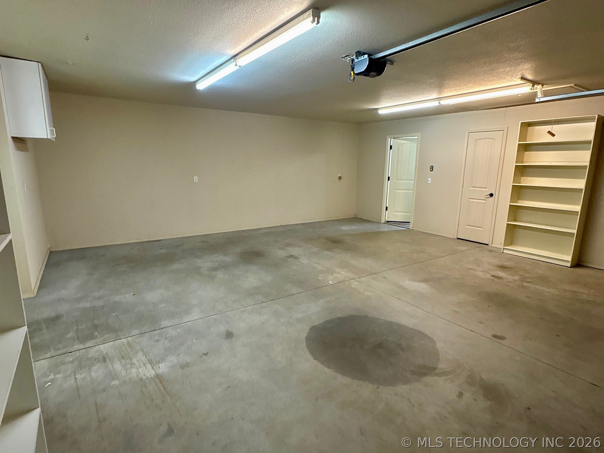 909 S Country Club Drive Property Photo 63