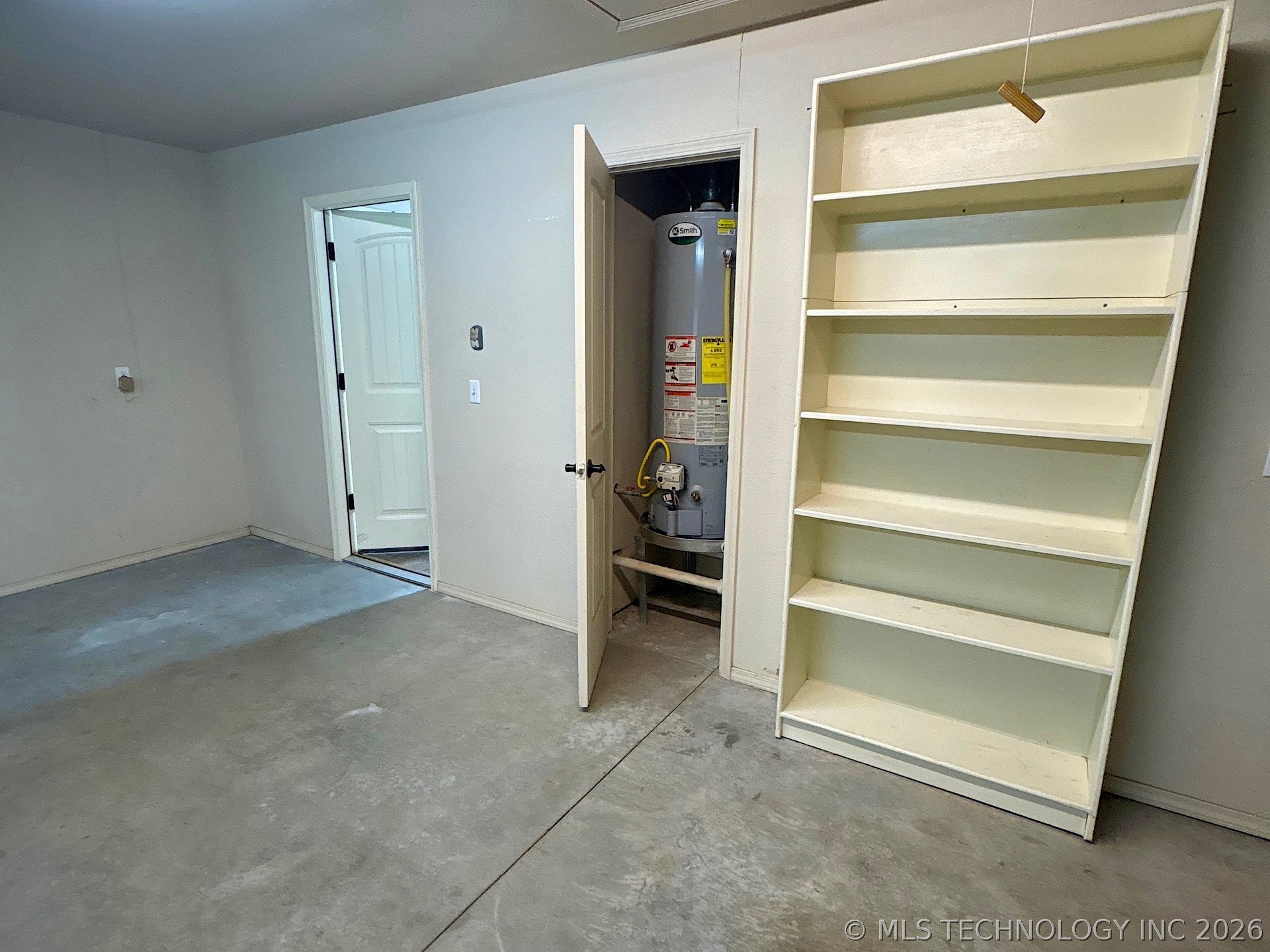 909 S Country Club Drive Property Photo 65