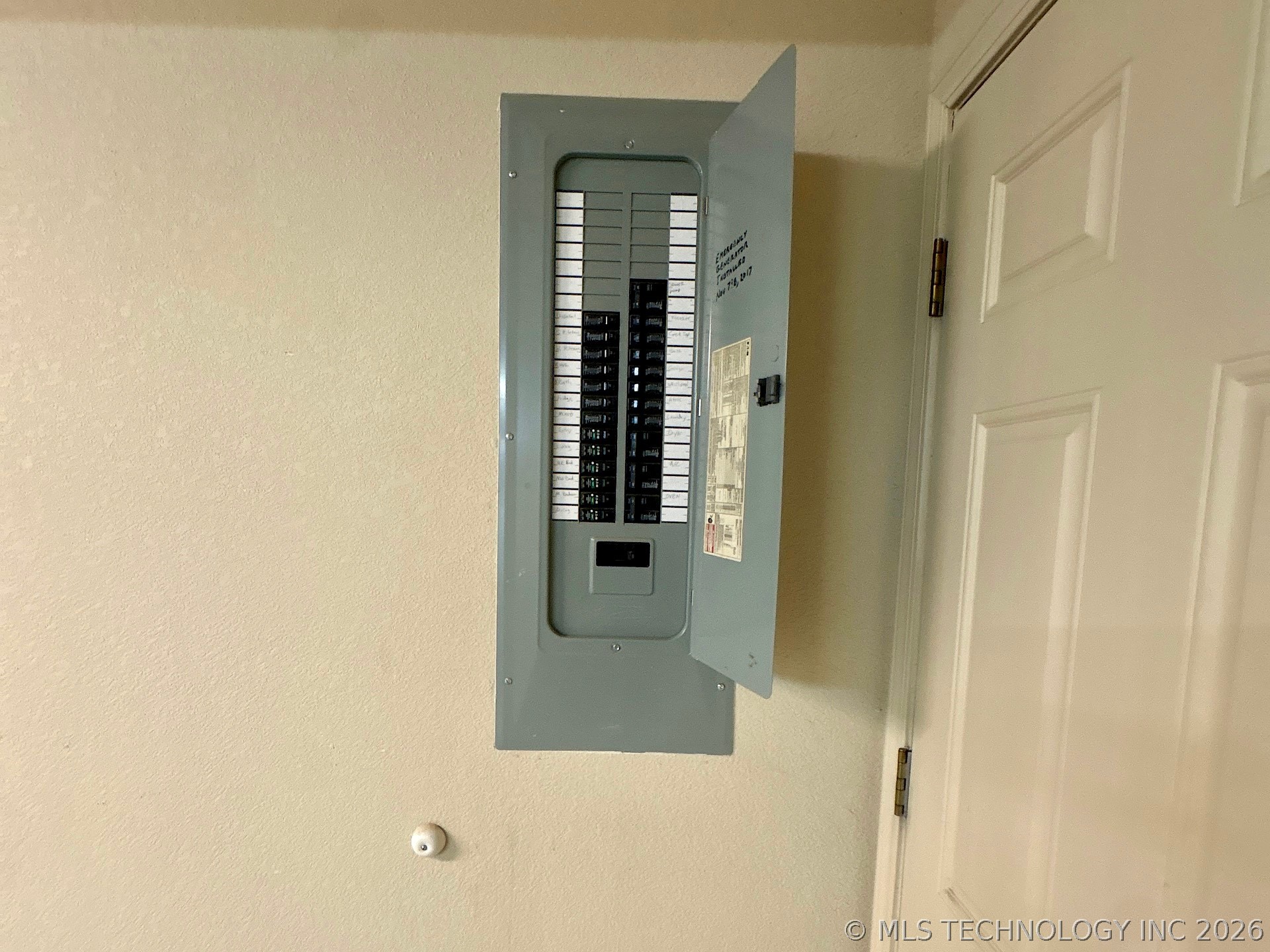 909 S Country Club Drive Property Photo 67