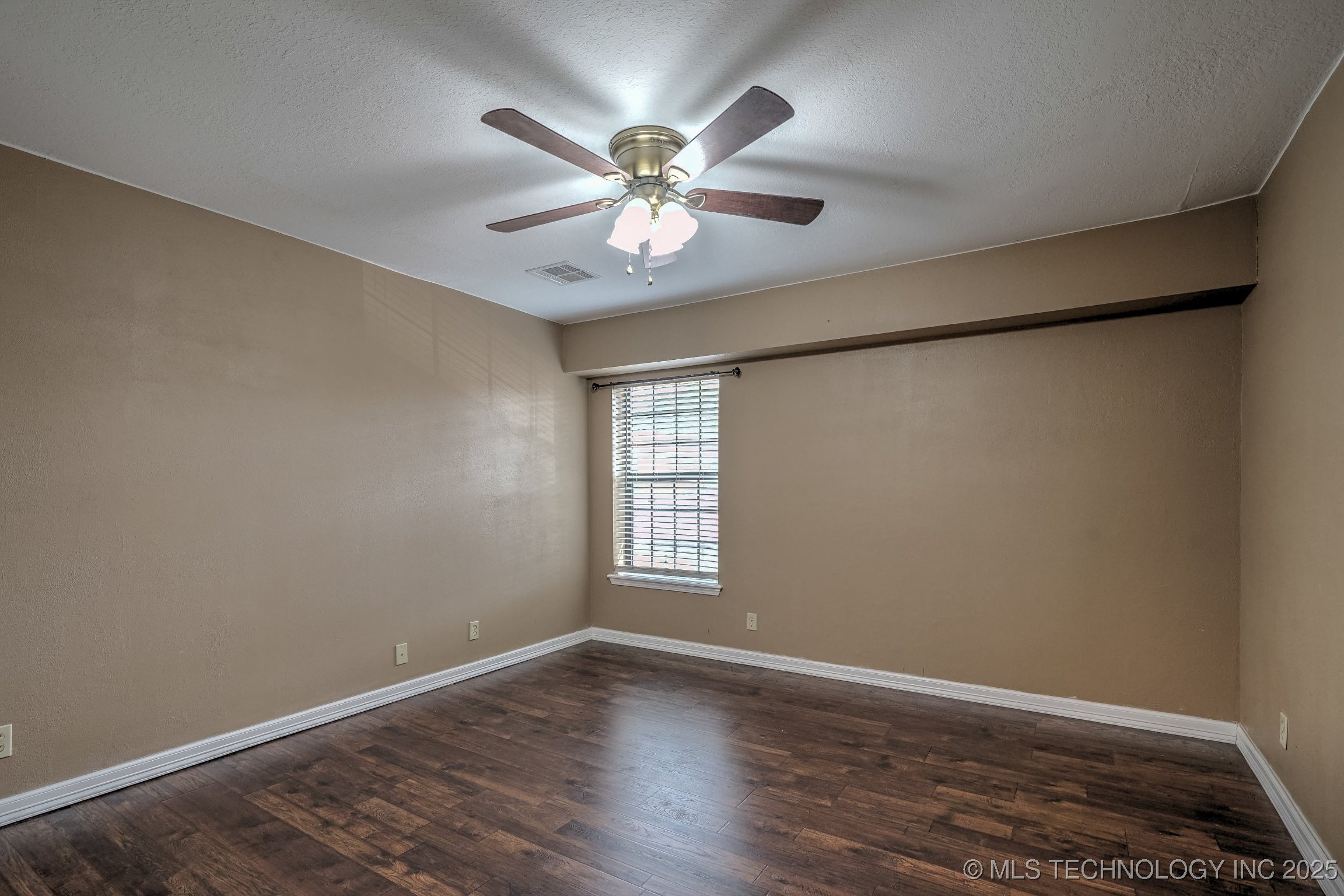 6366 S 80th East Avenue E Property Photo 25