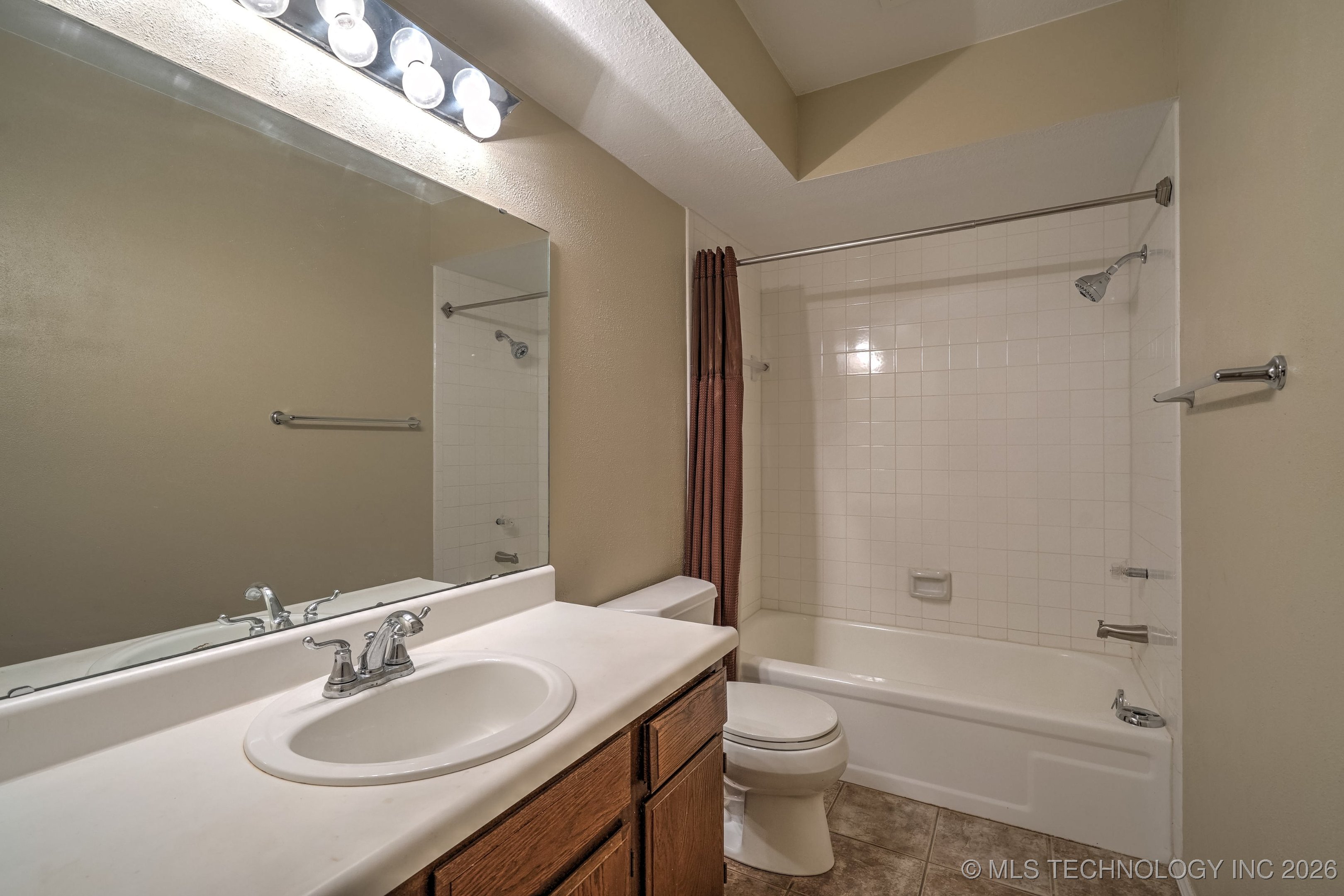 6366 S 80th East Avenue E Property Photo 28