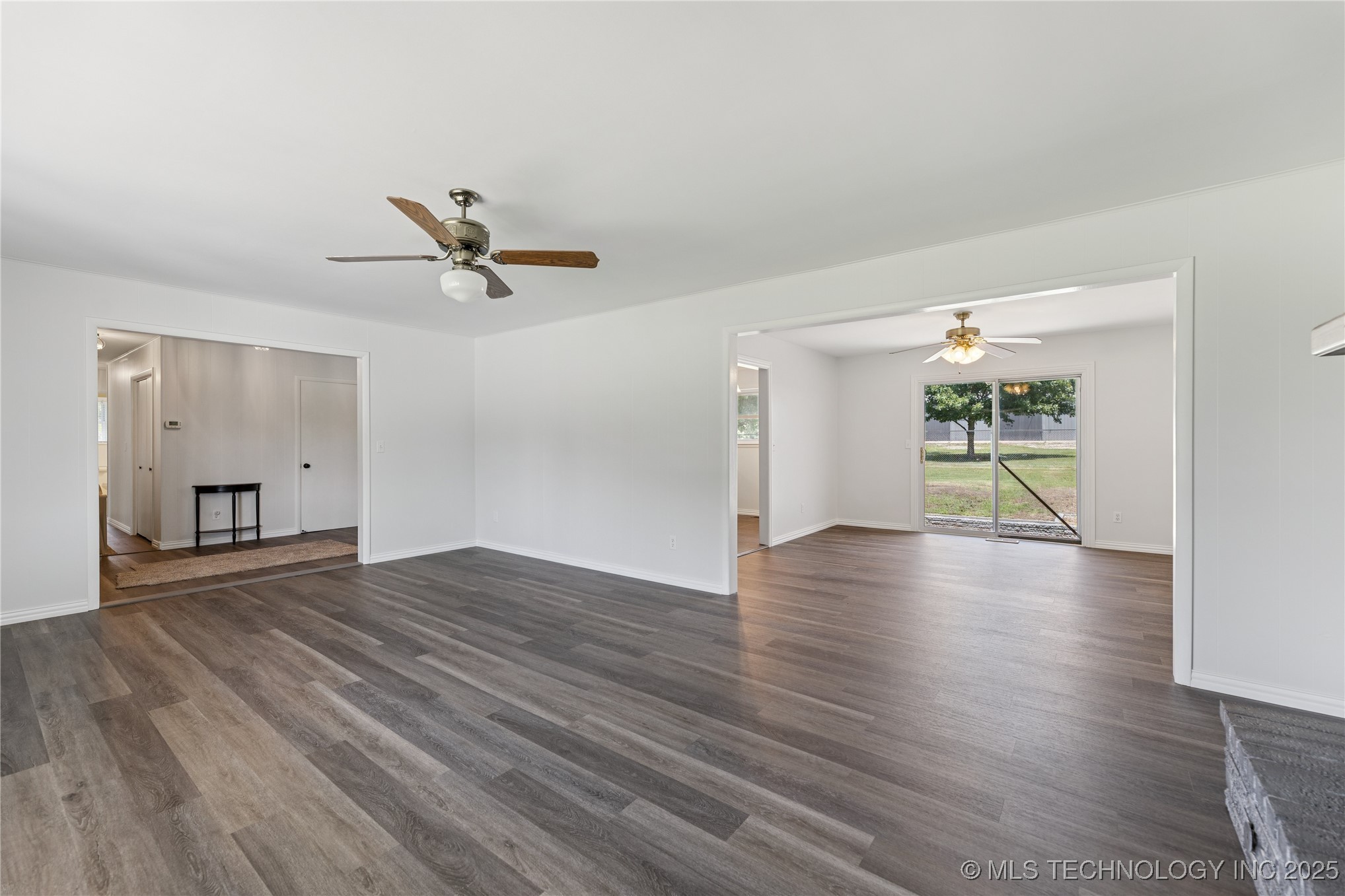 16893 E 116th Street N Property Photo 8