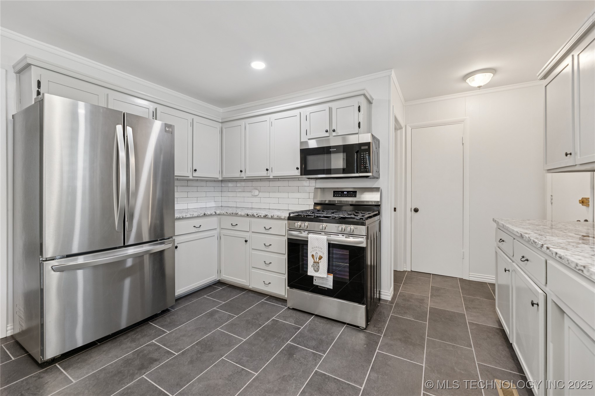 16893 E 116th Street N Property Photo 13