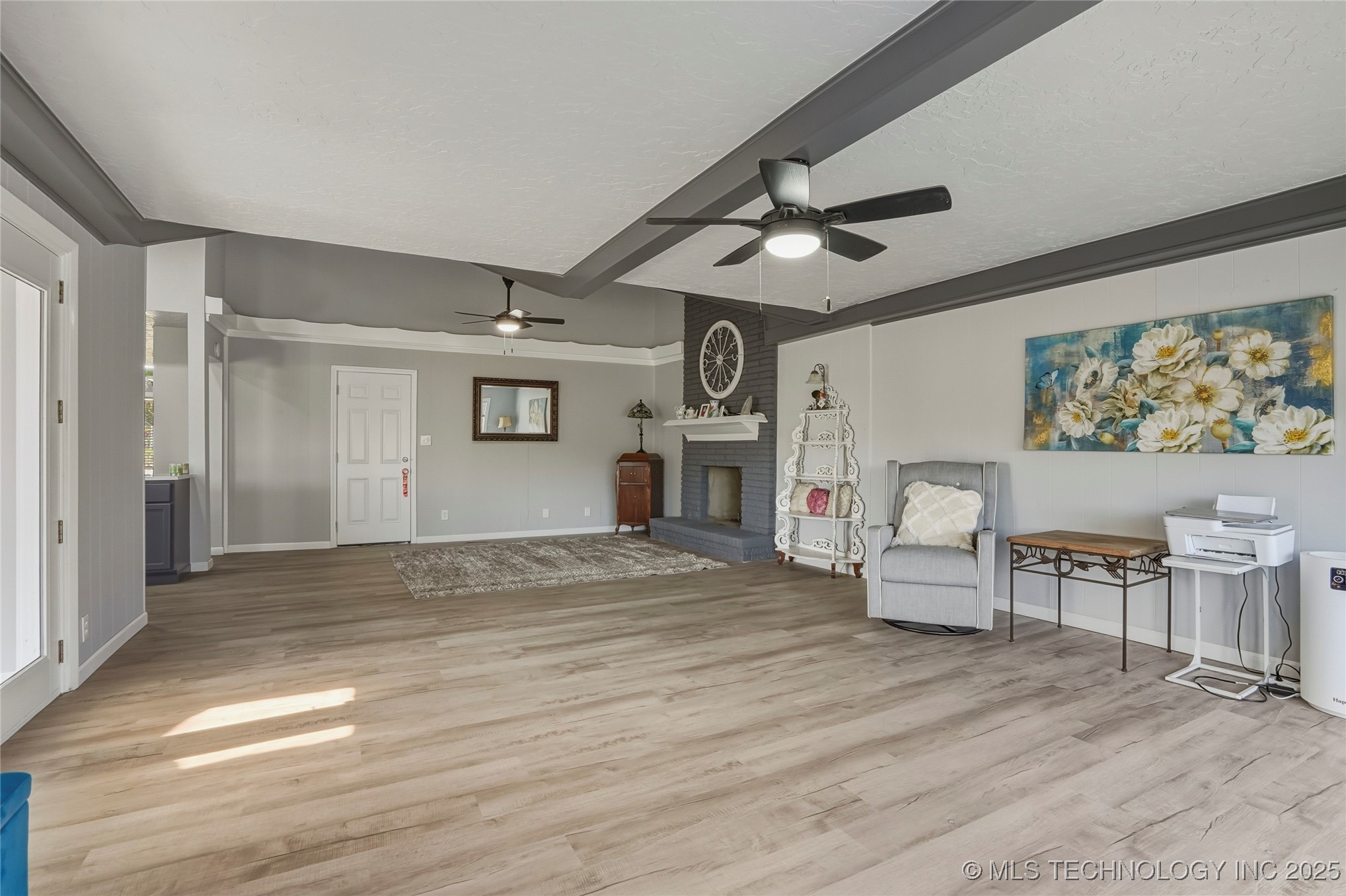 4529 E 24th West Avenue Property Photo 13