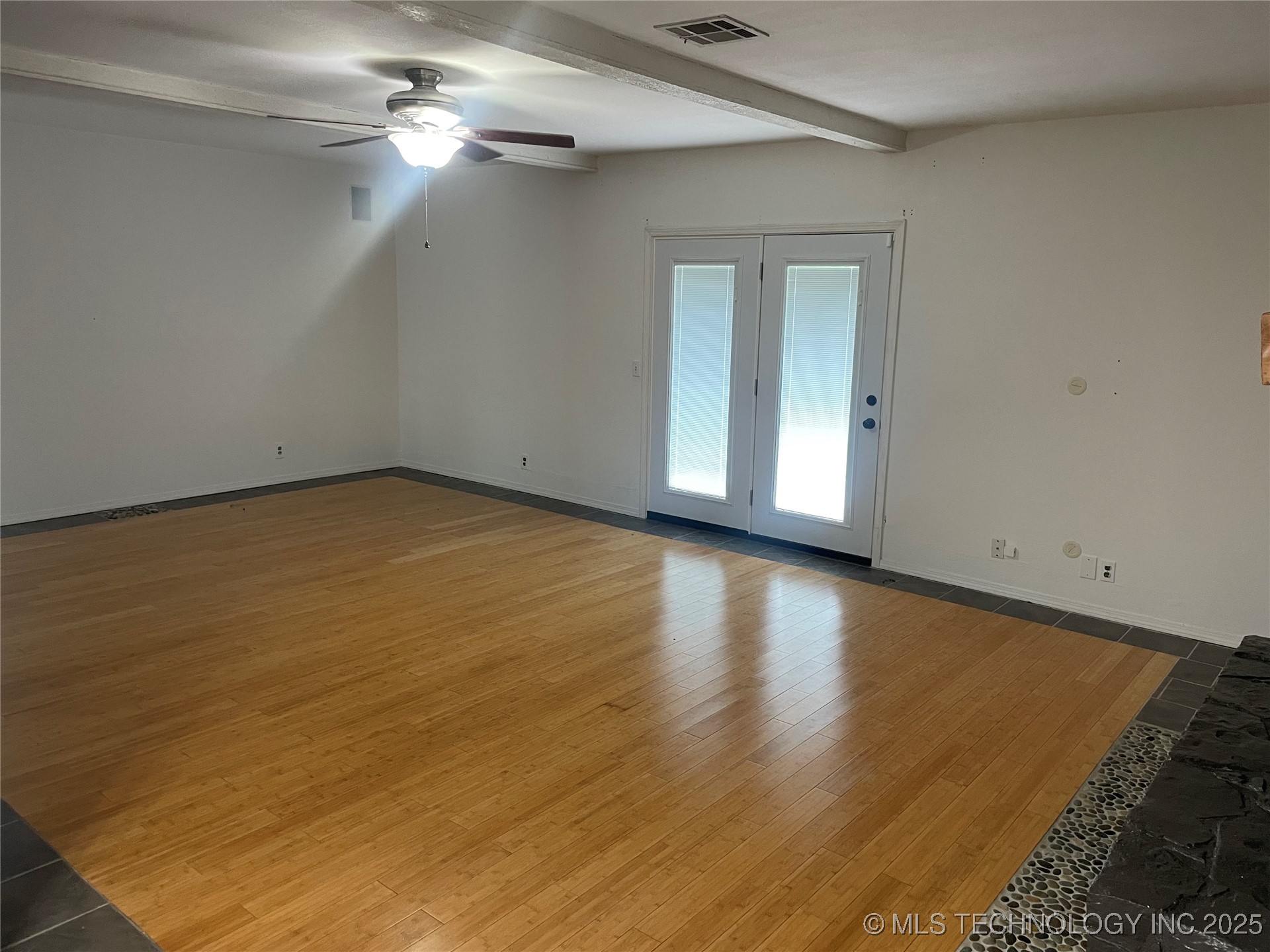 421 W Miami Street Property Photo 7