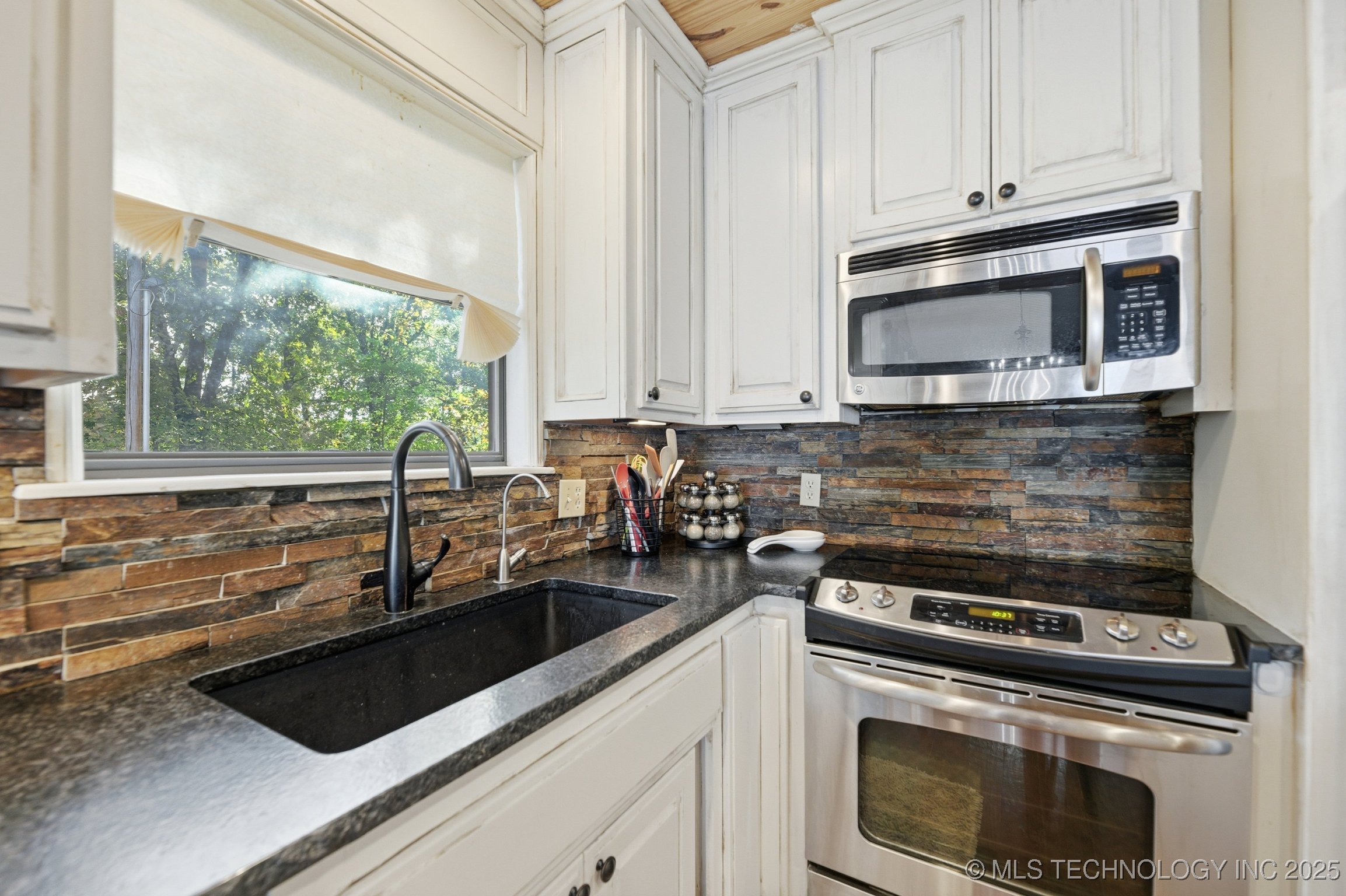 51 Covey Road Property Photo 13