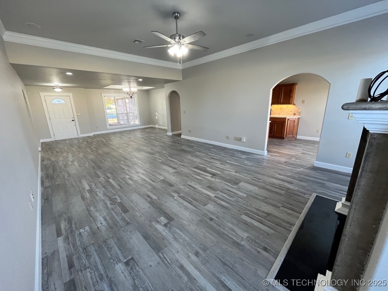 8250 Overlook Trail Property Photo 6