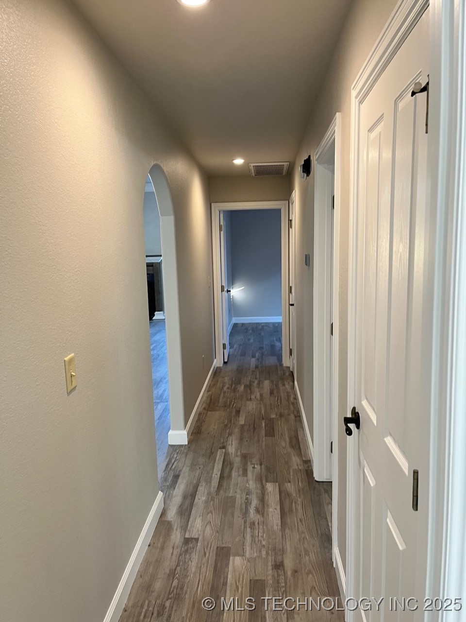 8250 Overlook Trail Property Photo 13