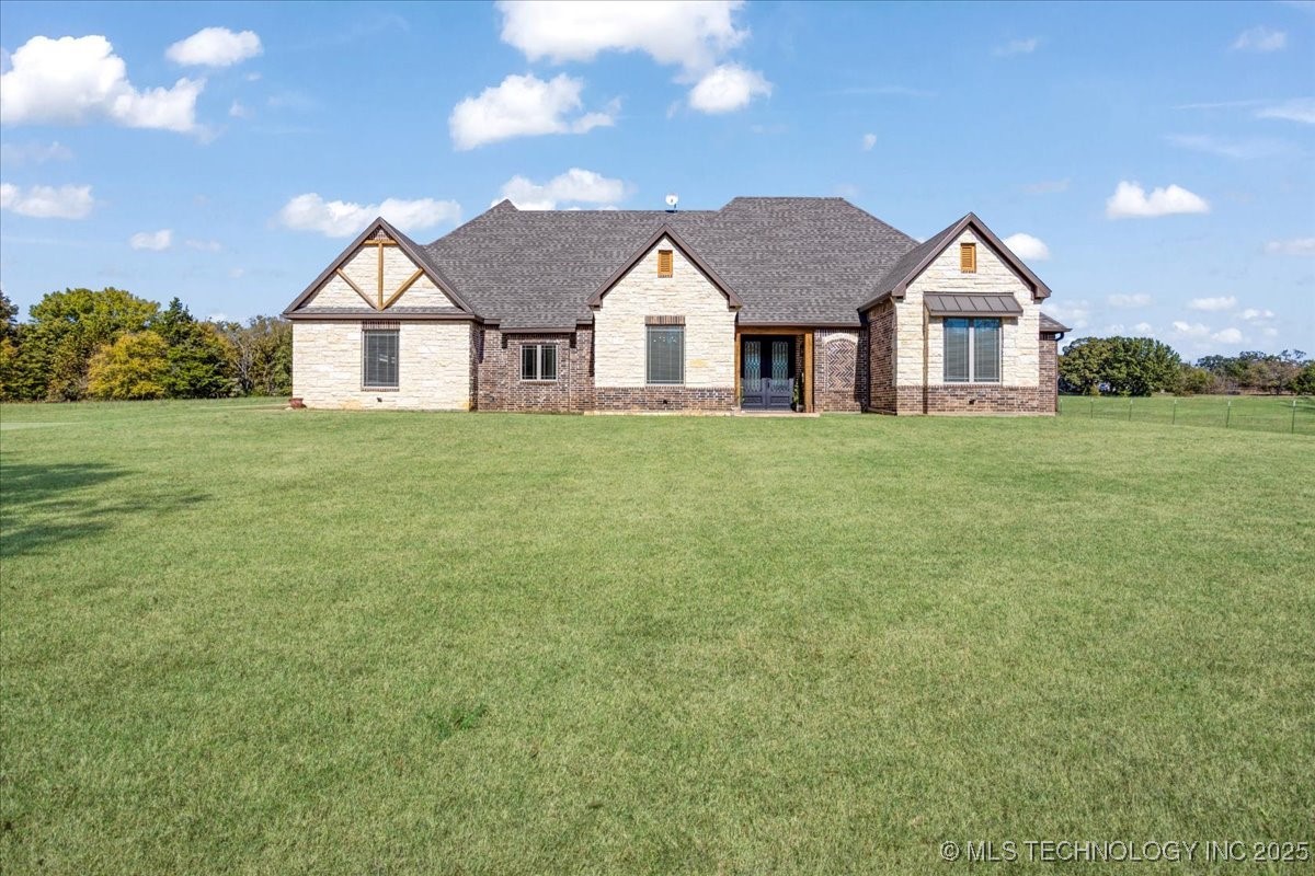 1486 Sandstone Road Property Photo 2