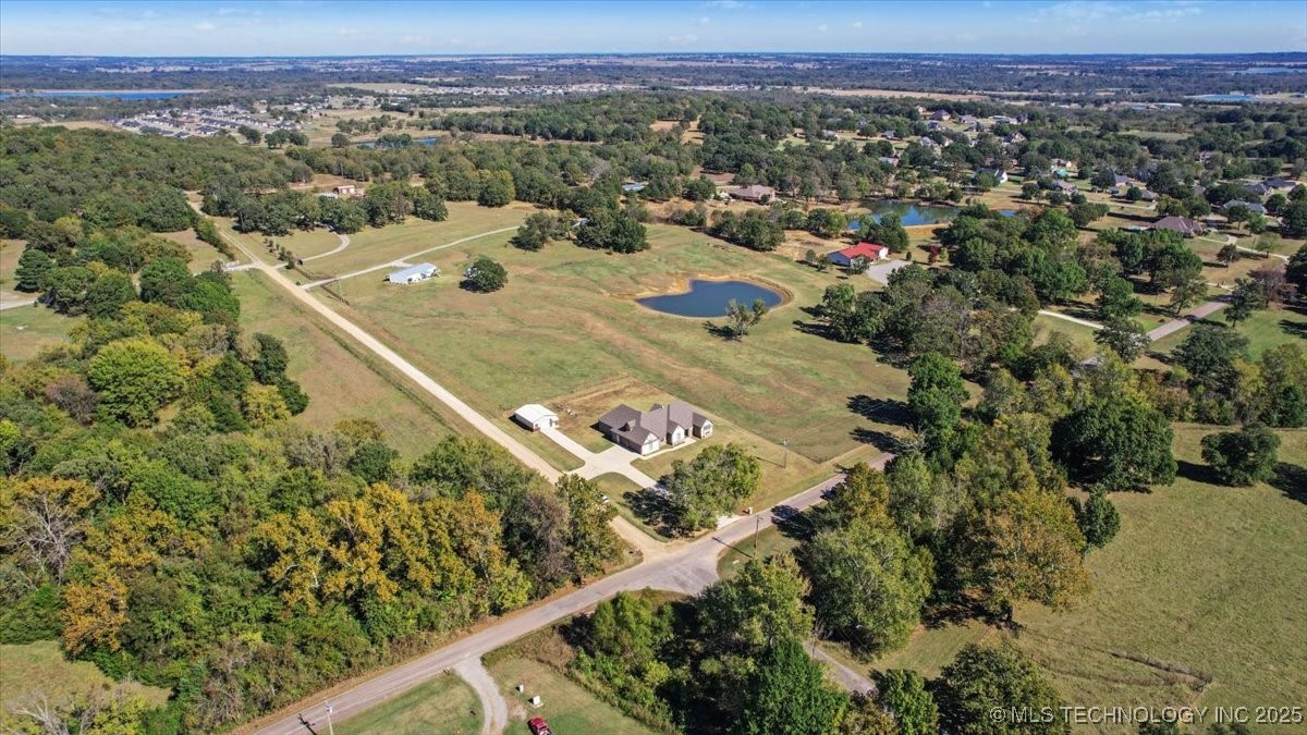 1486 Sandstone Road Property Photo 5