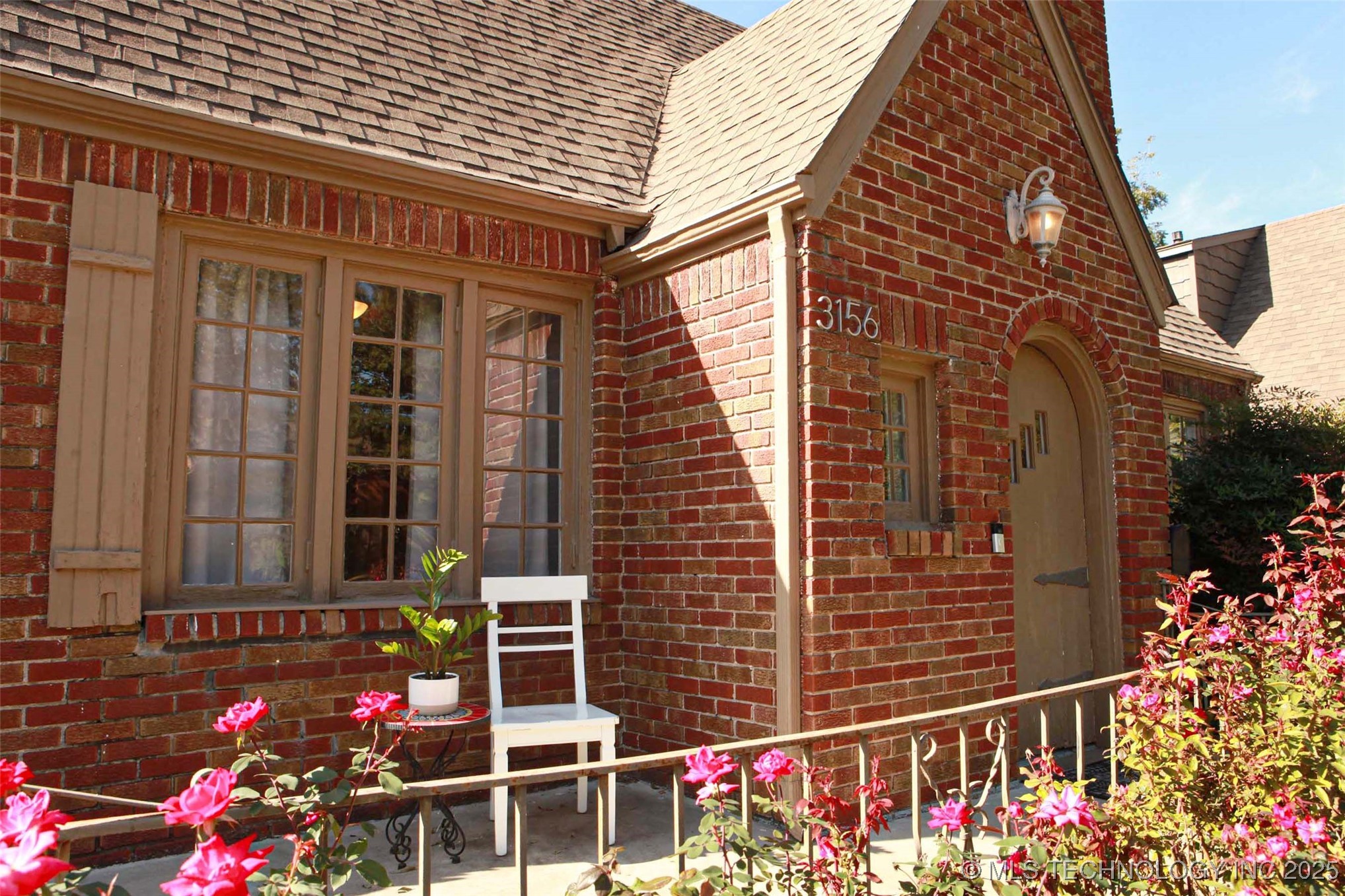 3156 S Madison Avenue Property Photo 5