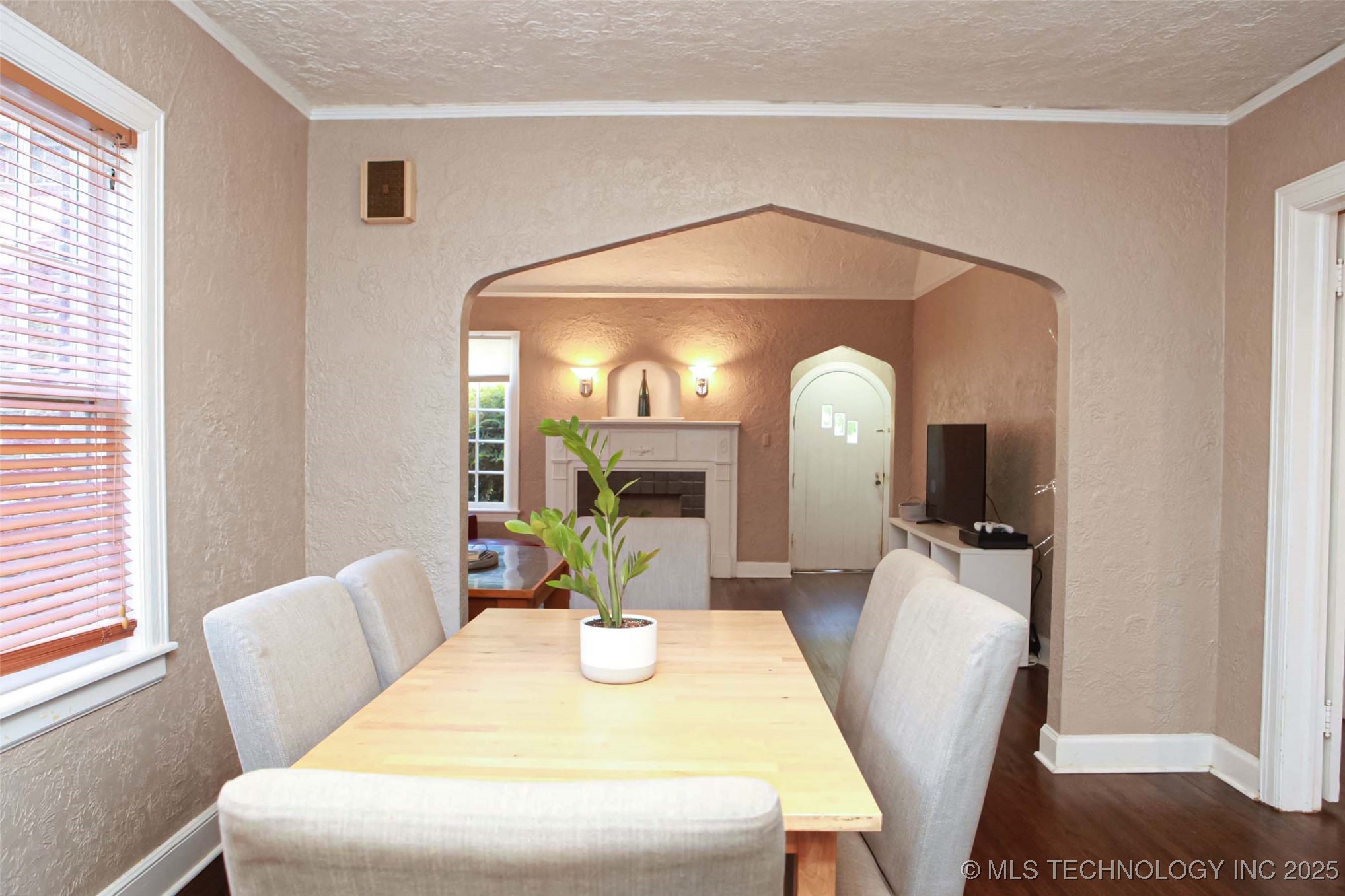 3156 S Madison Avenue Property Photo 15