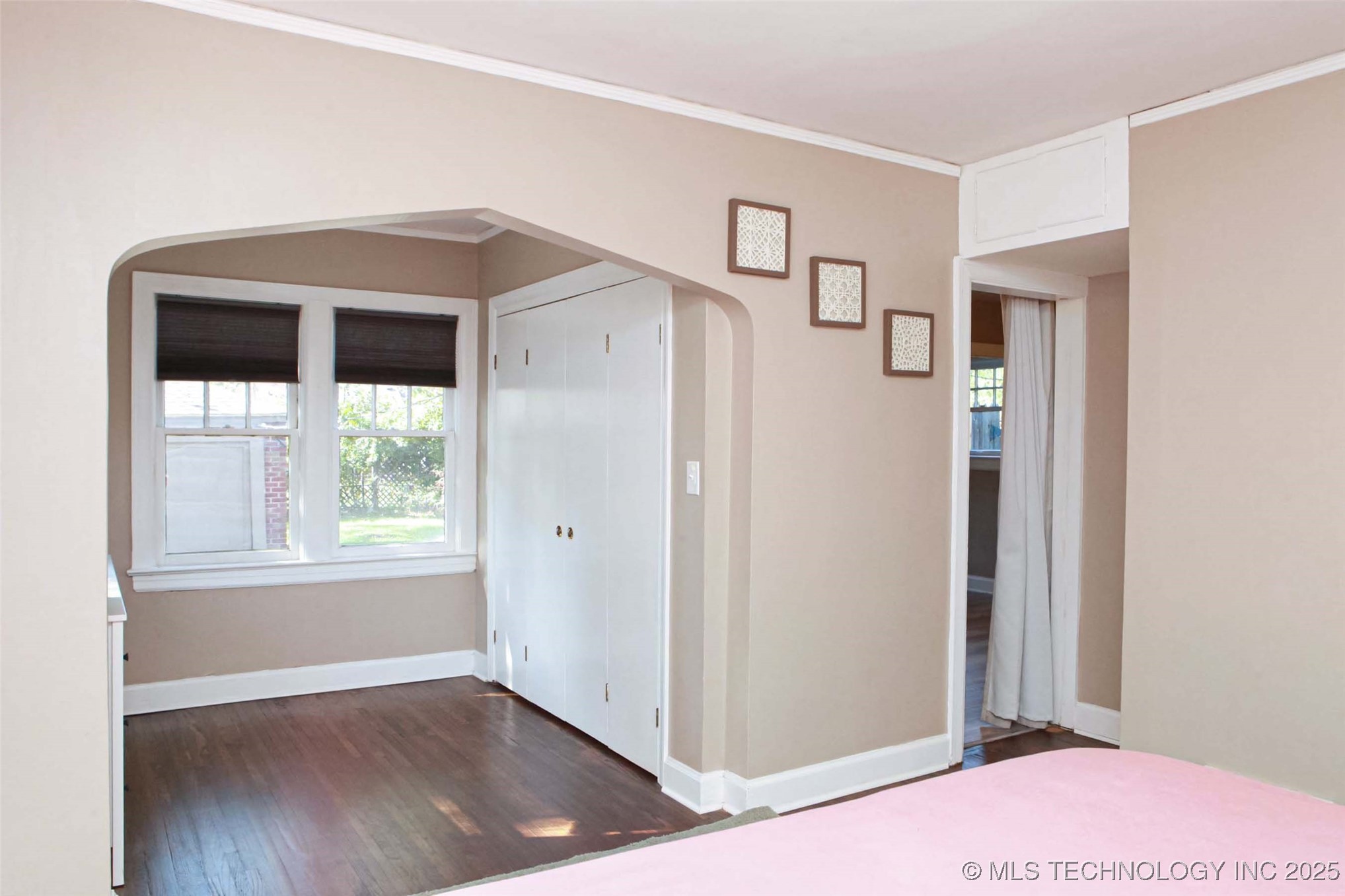 3156 S Madison Avenue Property Photo 24