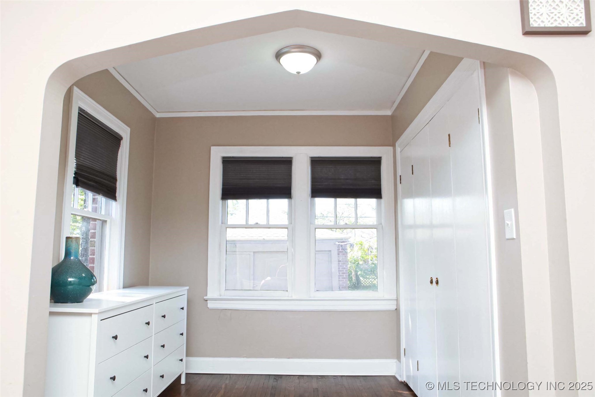 3156 S Madison Avenue Property Photo 26