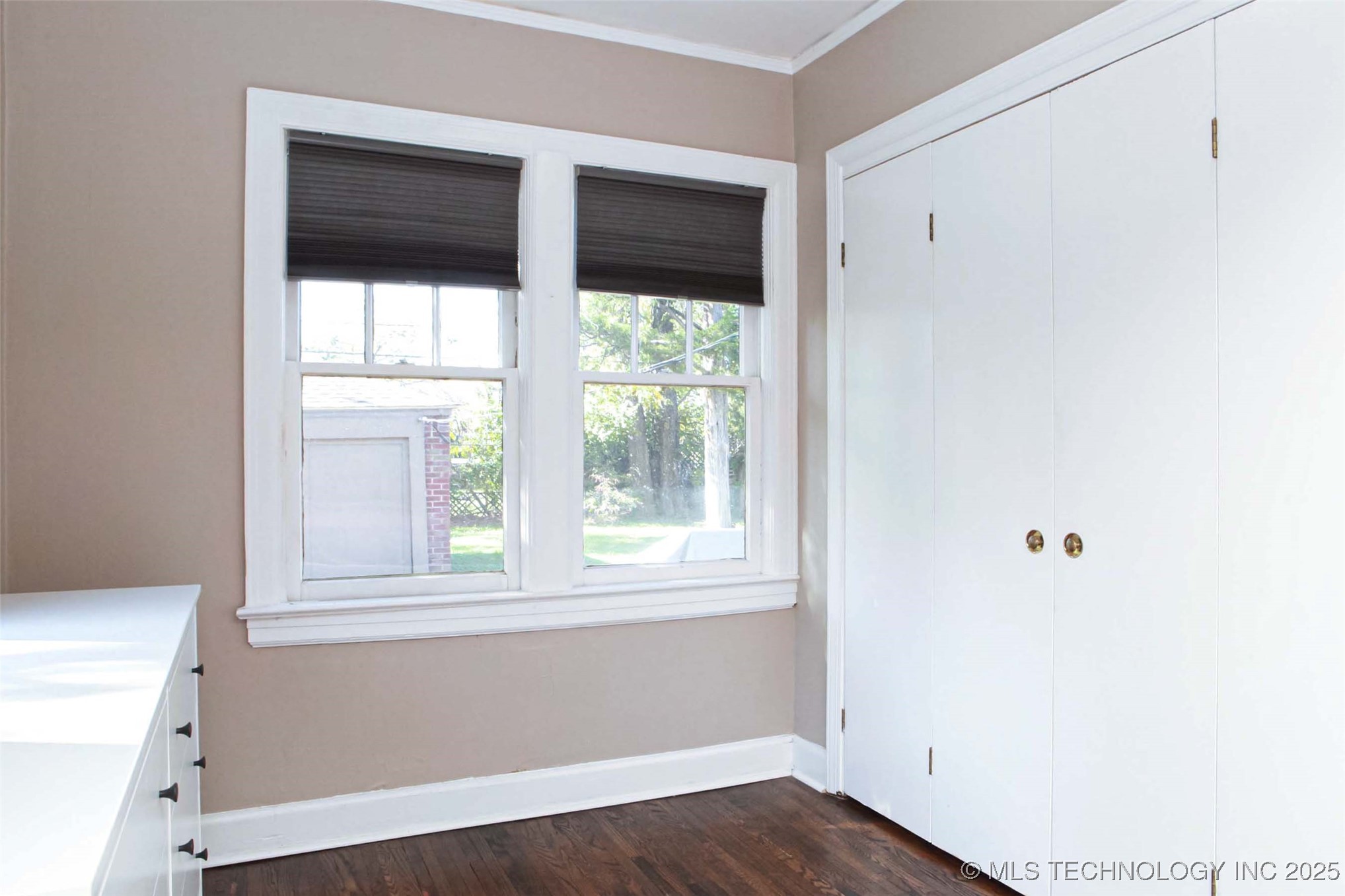 3156 S Madison Avenue Property Photo 27