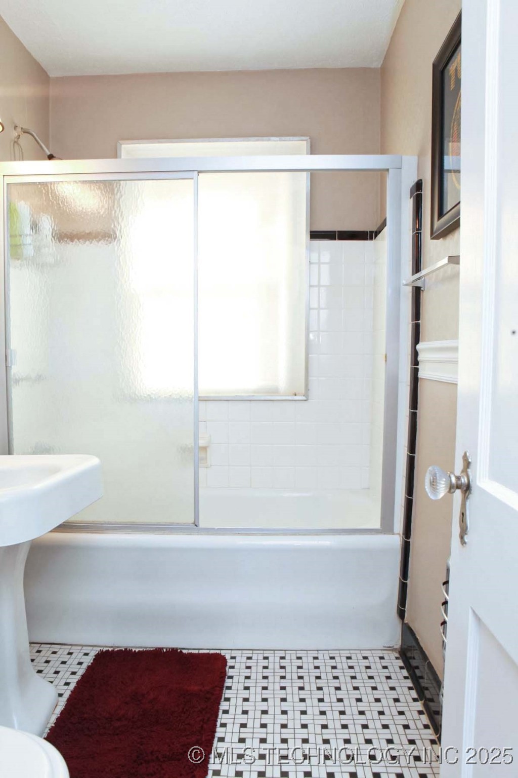 3156 S Madison Avenue Property Photo 29